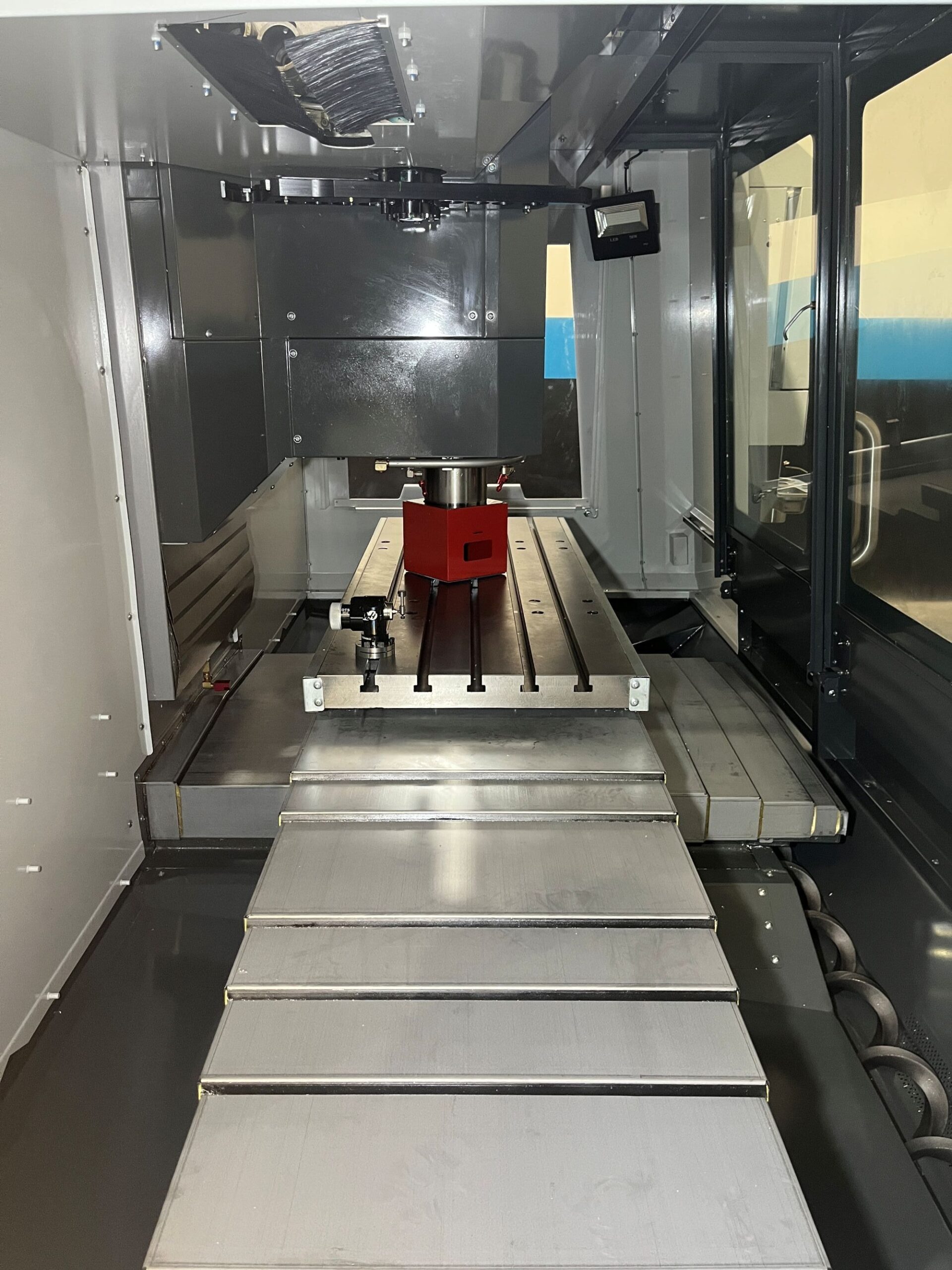 Haas VF-4SS CNC Vertical Machining Center - 4th & 5th Axis Ready Mill 2023 16