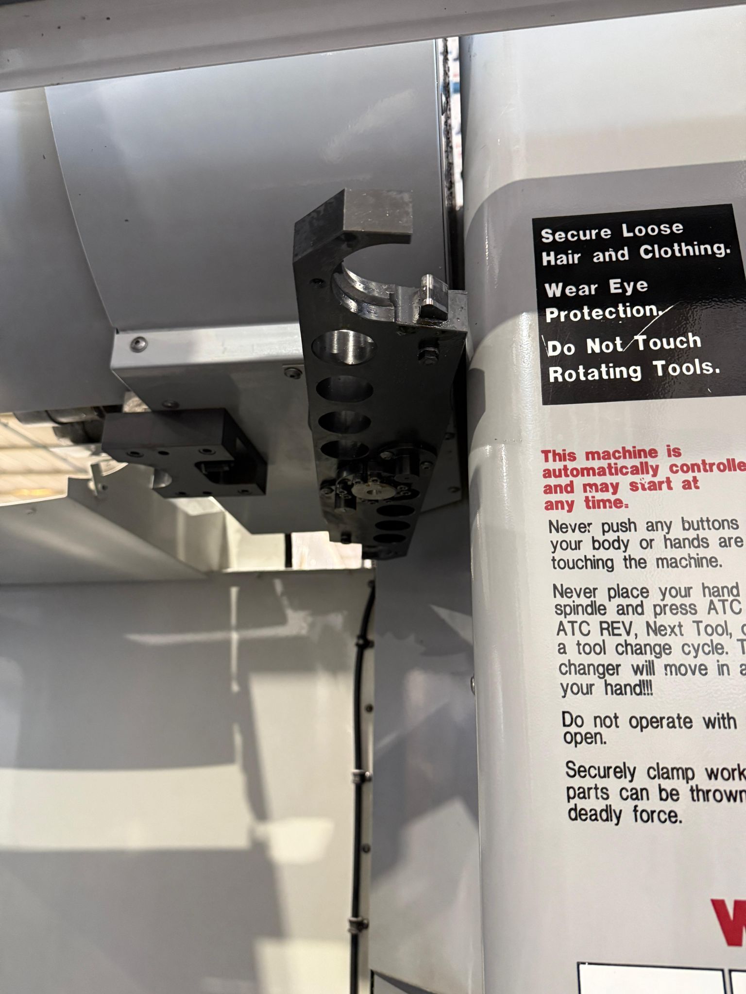 Haas VF-5B/40 CNC Vertical Machining Center - Mill 12