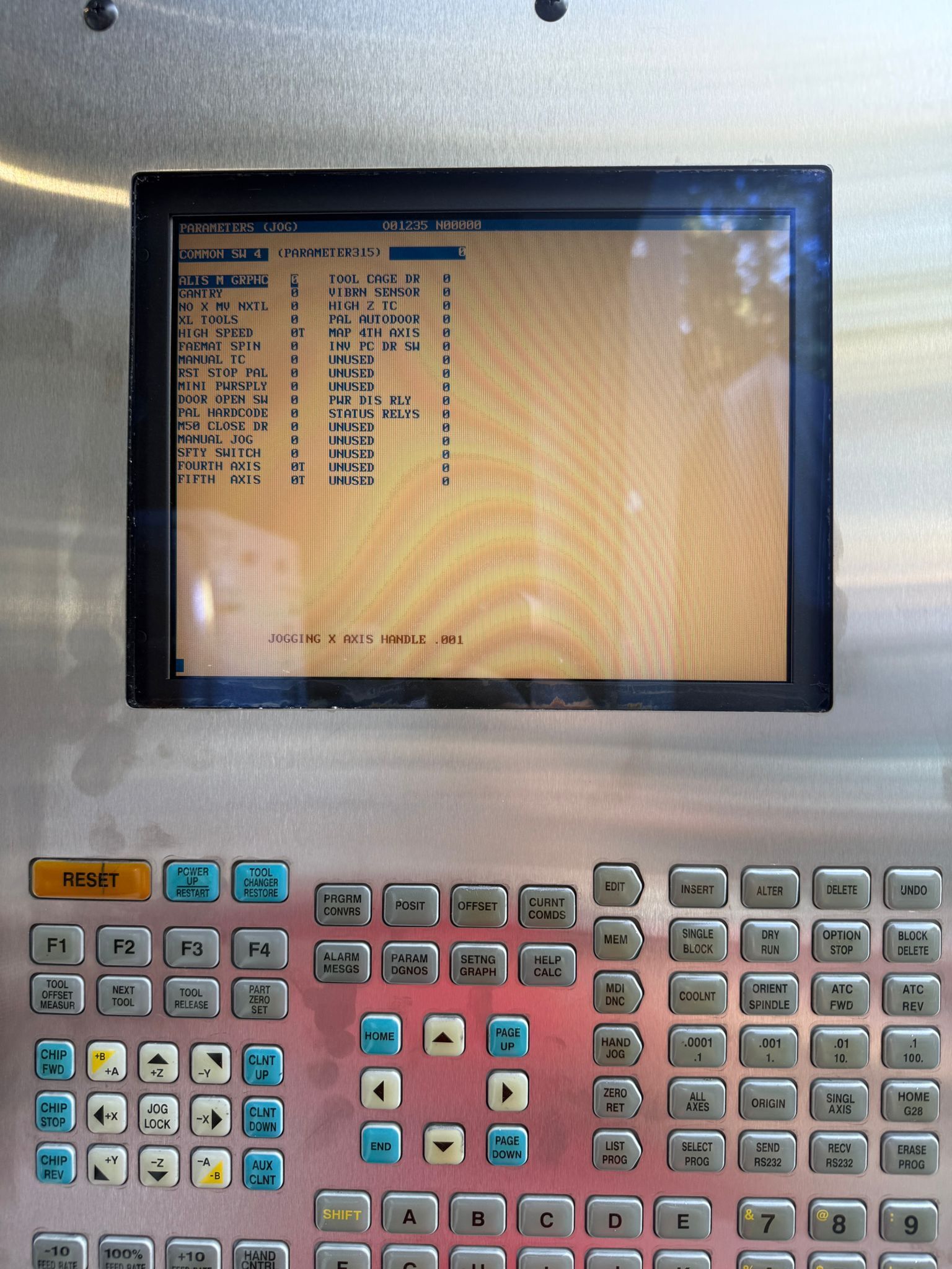 Haas VF-5B/40 CNC Vertical Machining Center - Mill 4