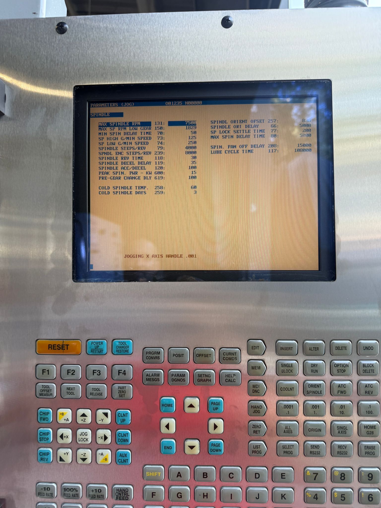 Haas VF-5B/40 CNC Vertical Machining Center - Mill 5