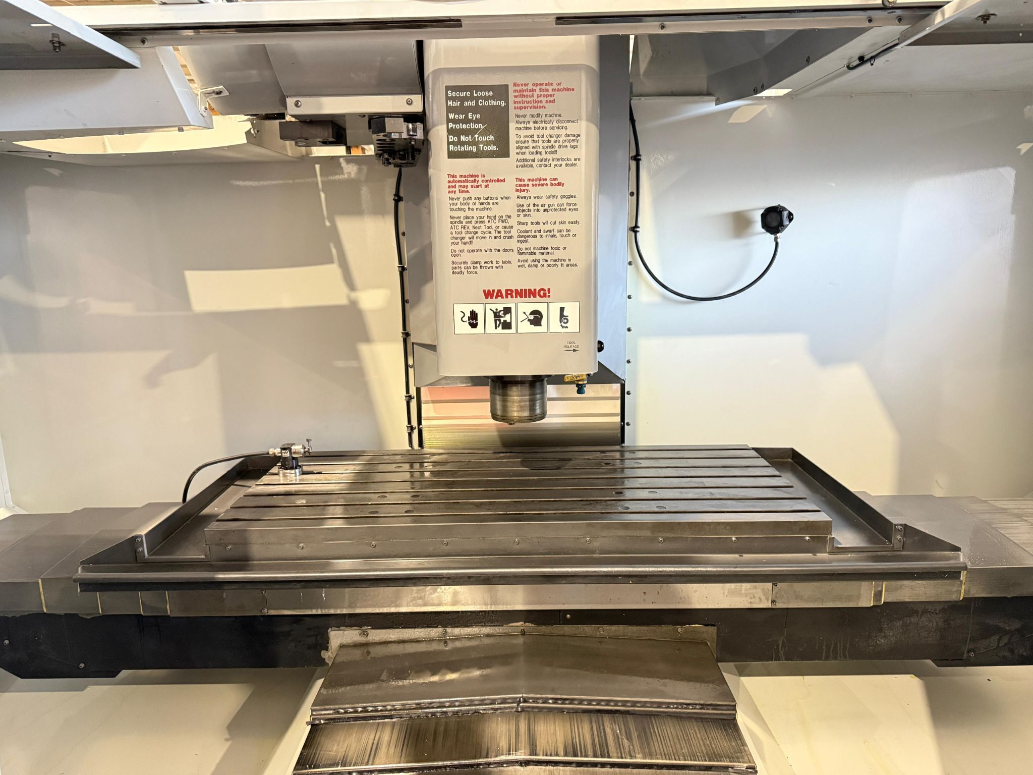 Haas VF-5B/40 CNC Vertical Machining Center - Mill 7