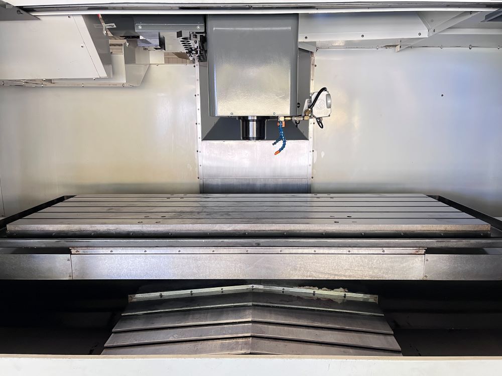 Haas VF-7B/40 CNC Vertical Machining Center - Mill 10