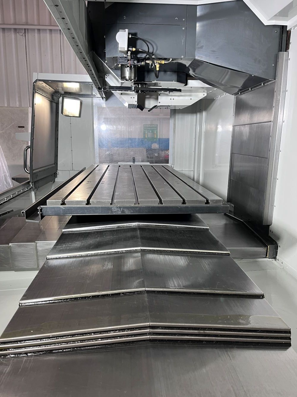 Haas VF-9/40 CNC Vertical Machining Center - Mill 15
