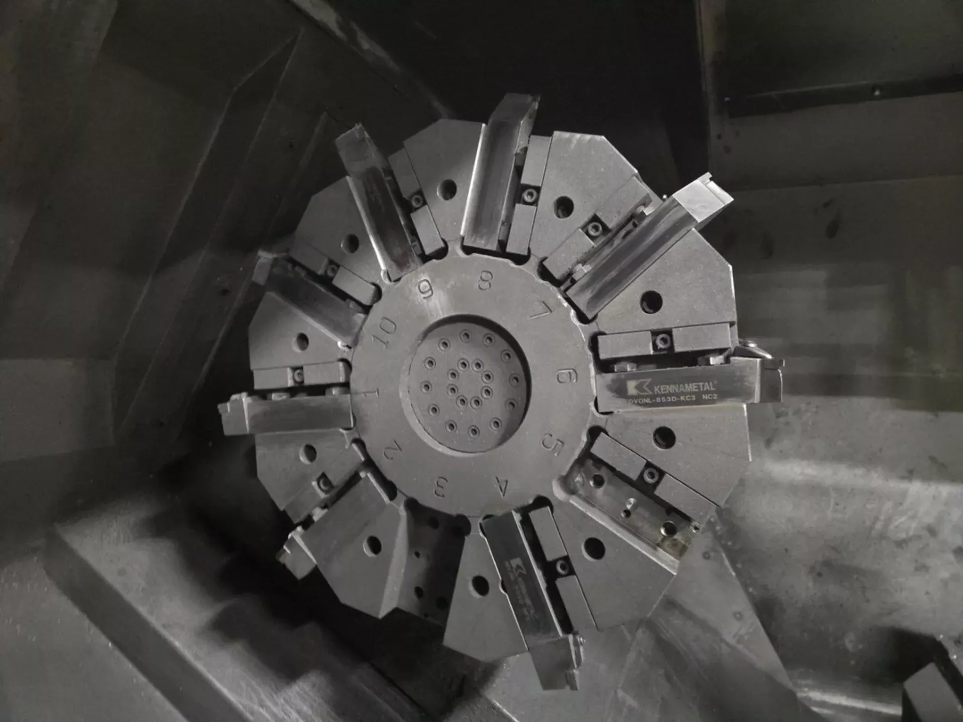 HAAS SL-40 CNC Lathes & Turning Centers 8