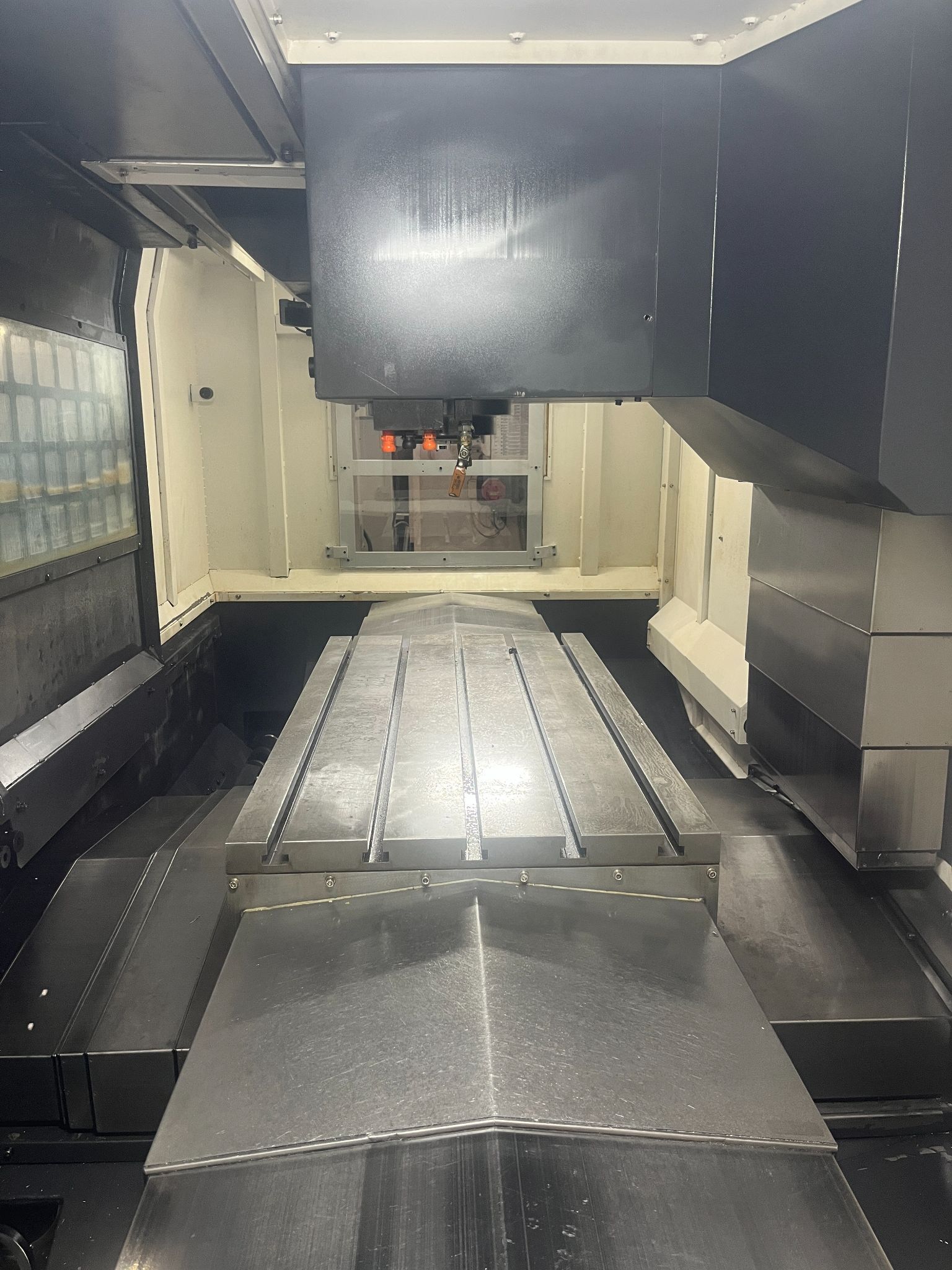 Hwacheon Vesta 1050B CNC Vertical Machining Center - 50 Taper Mill 14