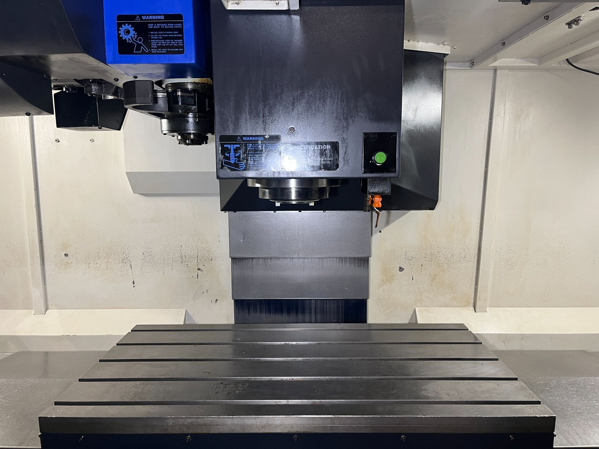 Hwacheon Vesta 1050B CNC Vertical Machining Center - 50 Taper Mill 8