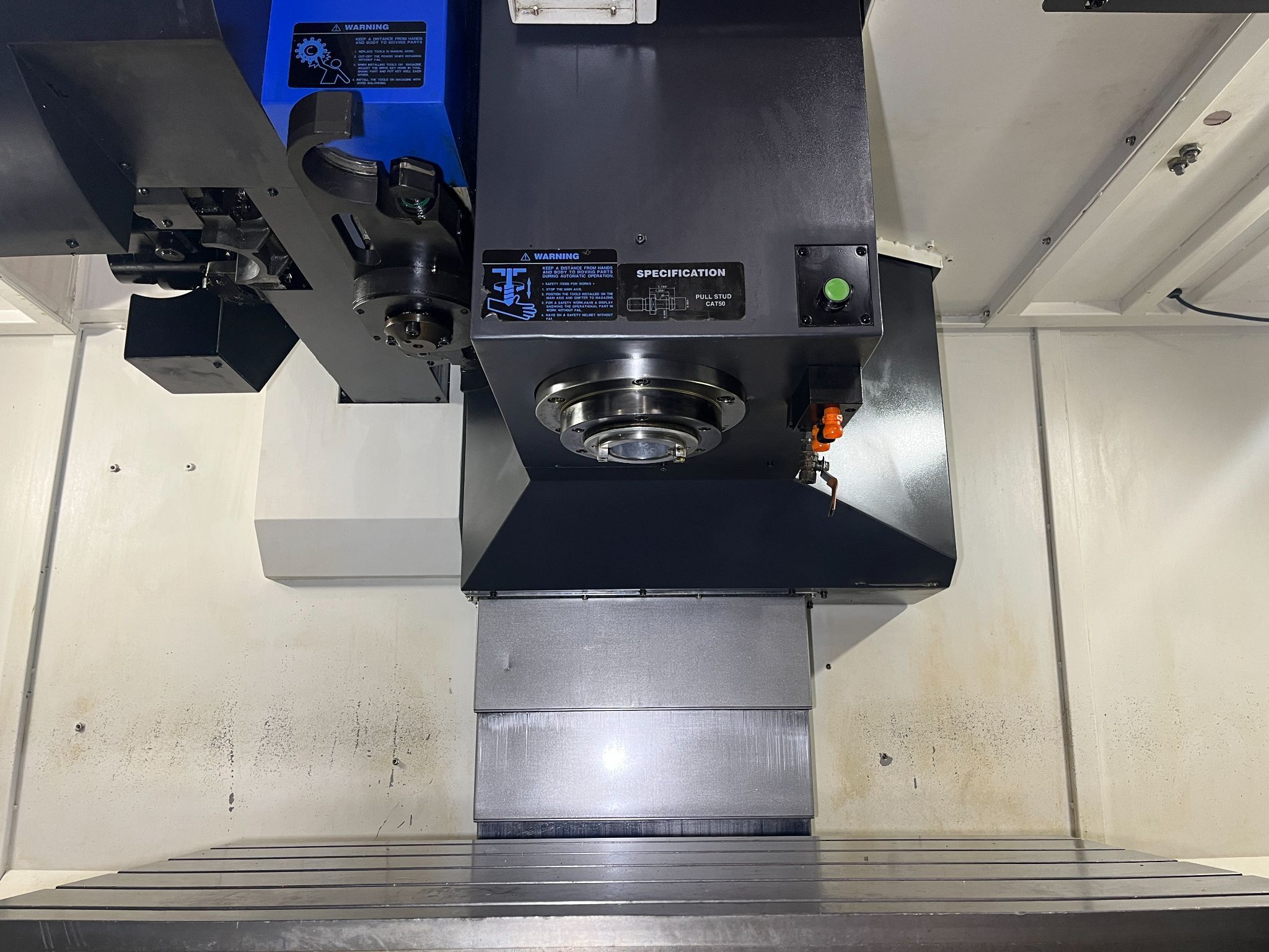Hwacheon Vesta 1050B CNC Vertical Machining Center - 50 Taper Mill 9