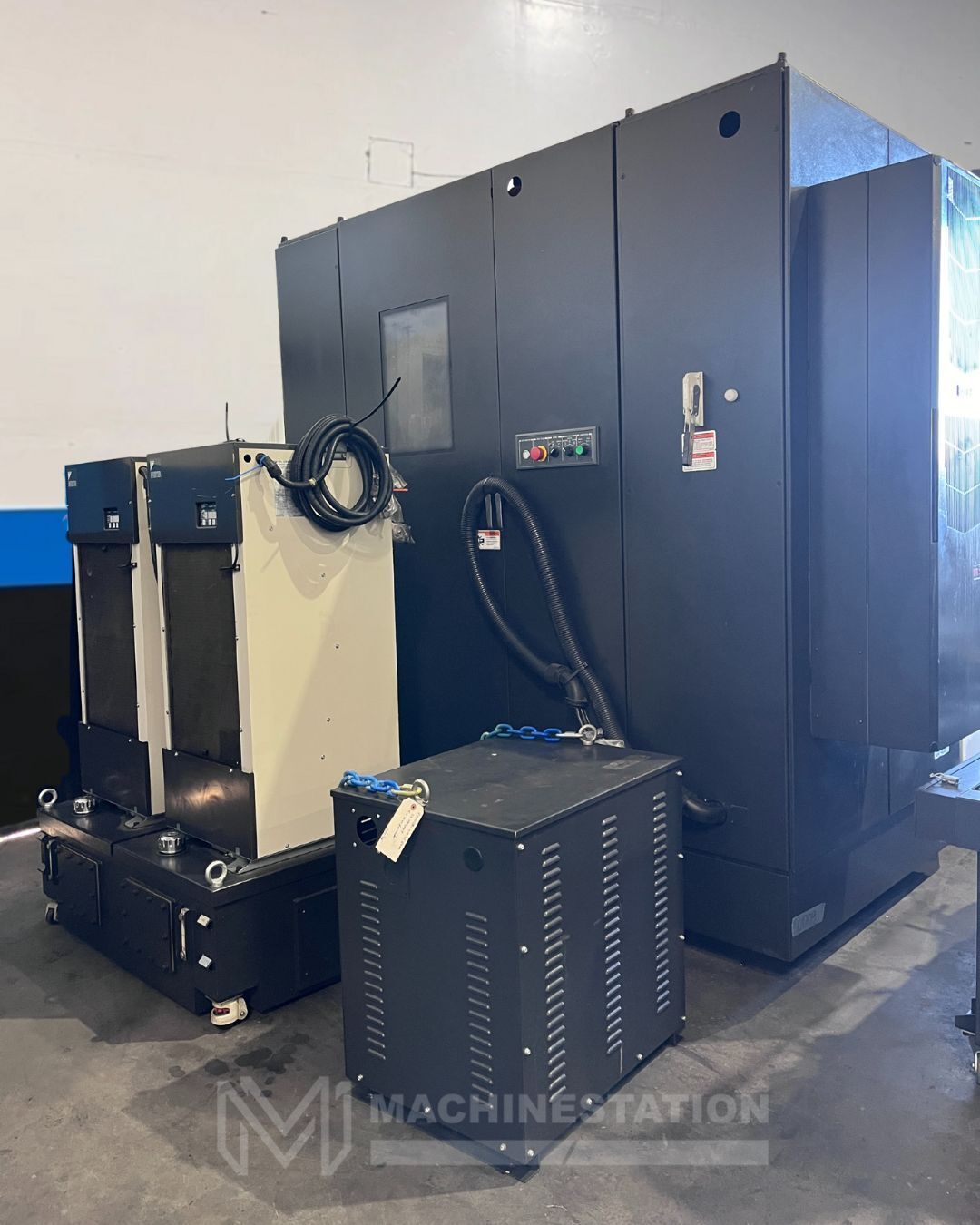 Hyundai Wia XF6300 5 Axis CNC Vertical Machining Center - Mill