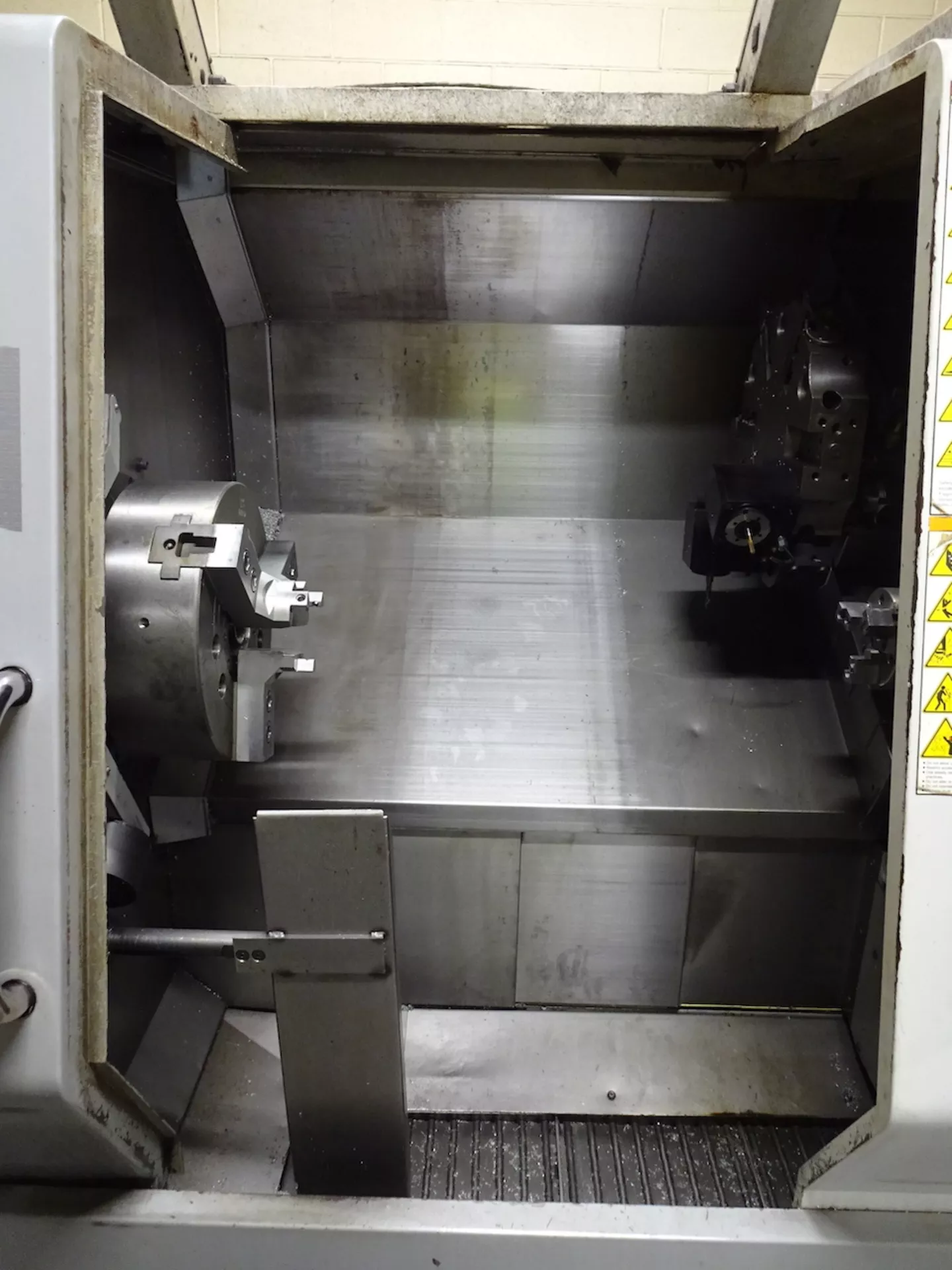 Haas TL 25B 4