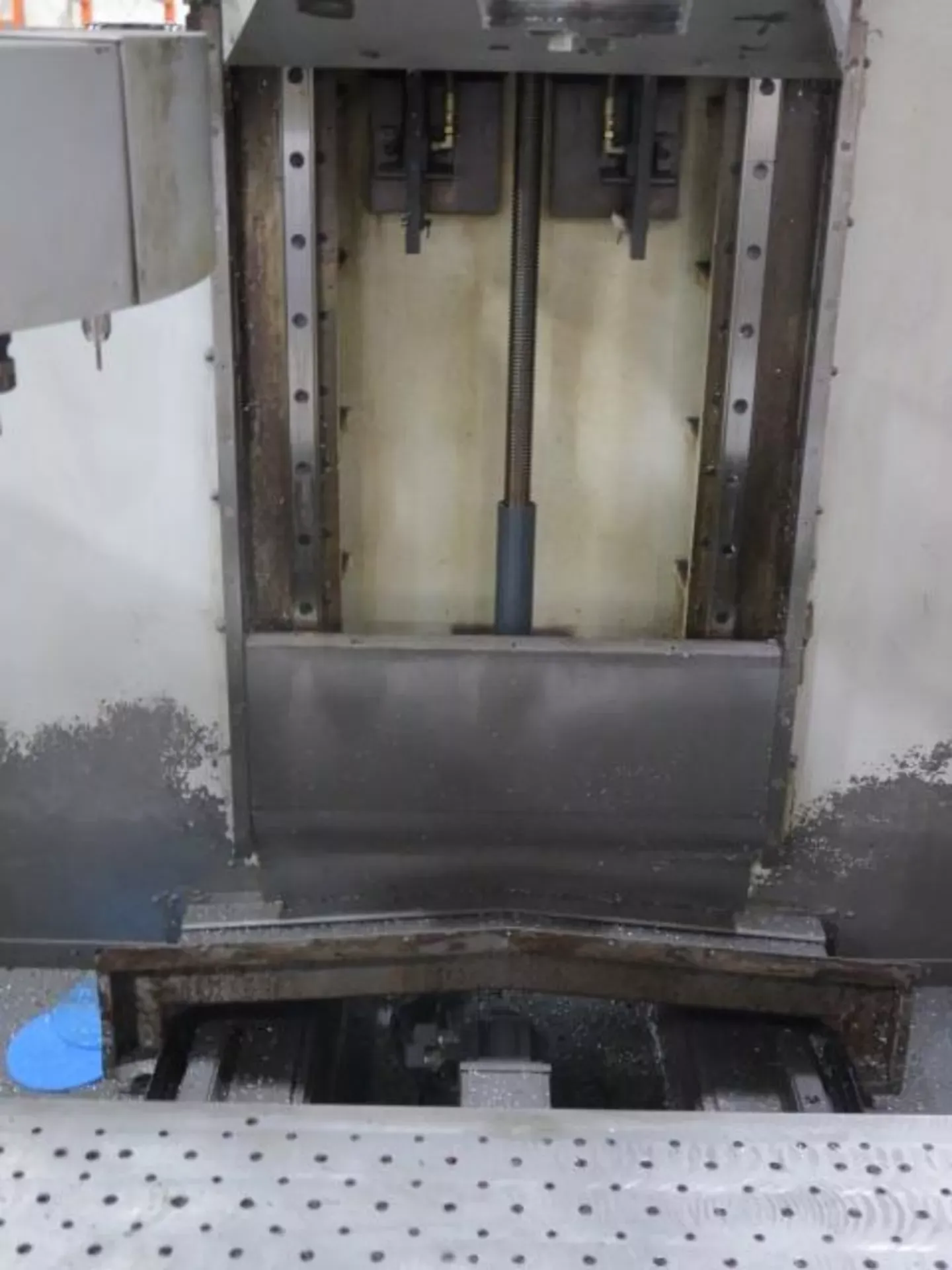 HAAS VF-11 CNC Vertical Machining Centers 21