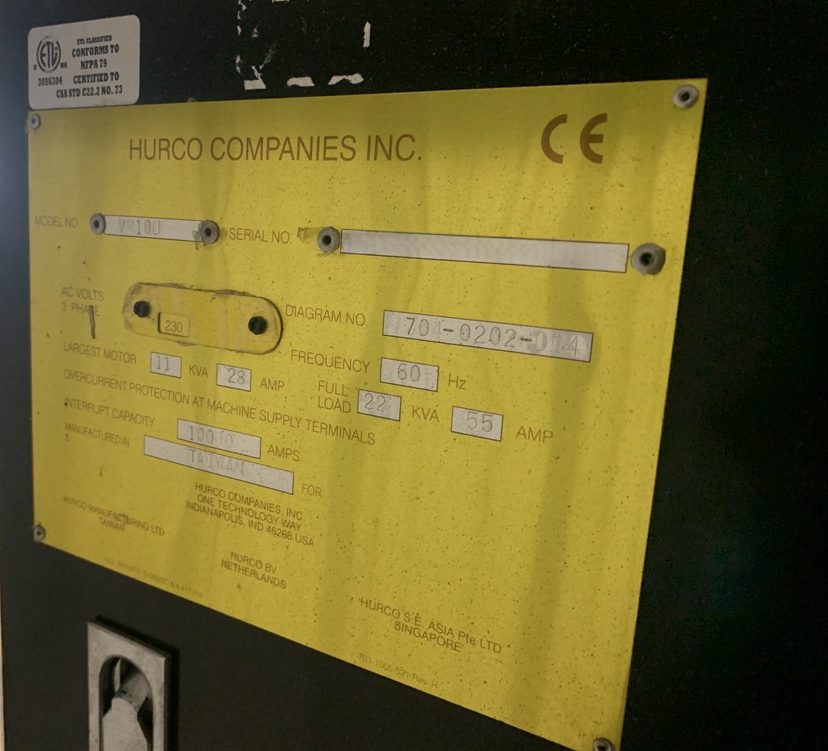 Hurco VM10U (2)