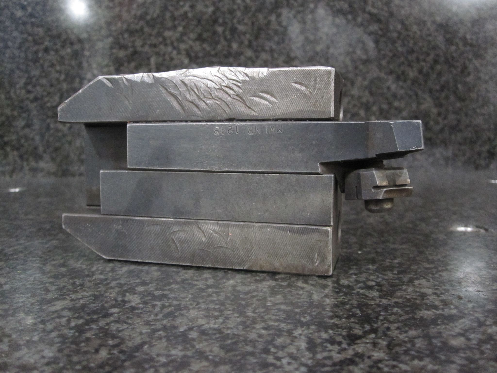 VDI30 VDI 30 STATIC SQUARE SHANK TOOL HOLDER M2280 0.75" W/ TOOL MWLNR 124B 2
