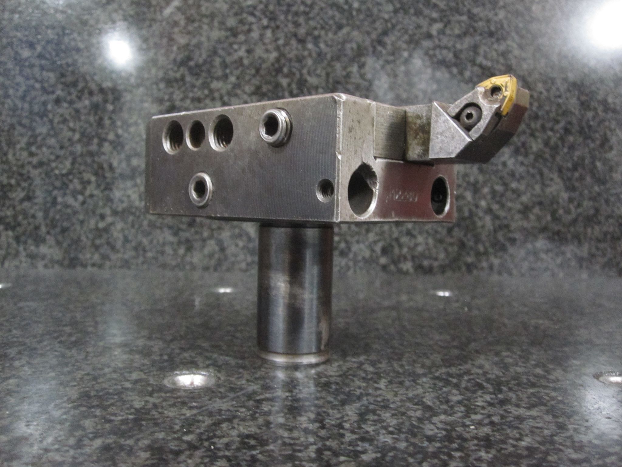 VDI30 VDI 30 STATIC SQUARE SHANK TOOL HOLDER M2280 0.75" W/ TOOL MWLNR 12 3C K914 8
