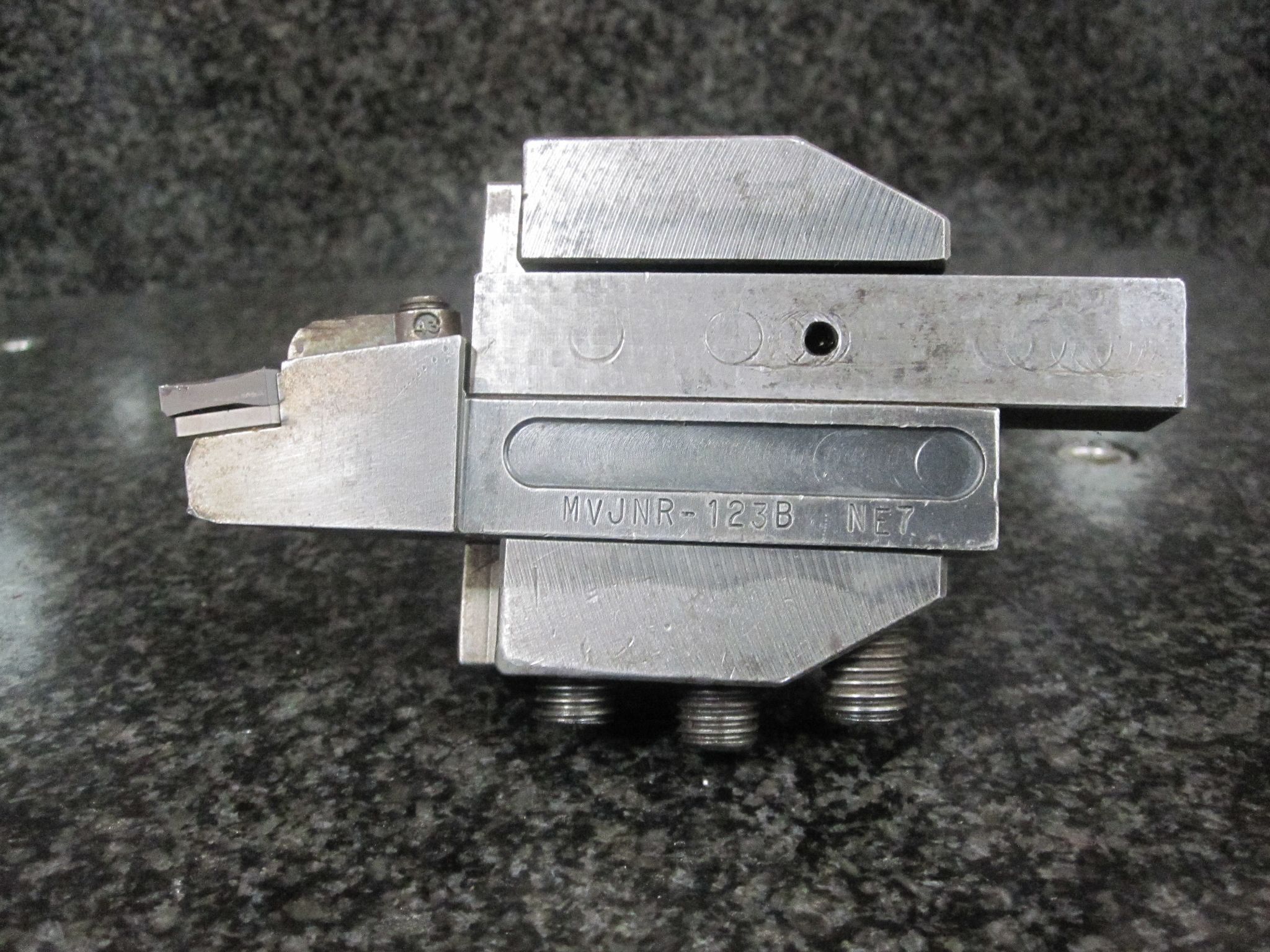 VDI30 VDI 30 STATIC SQUARE SHANK TOOL HOLDER M1283 0.75" W/ TOOL MVJNR-123B NE7 5