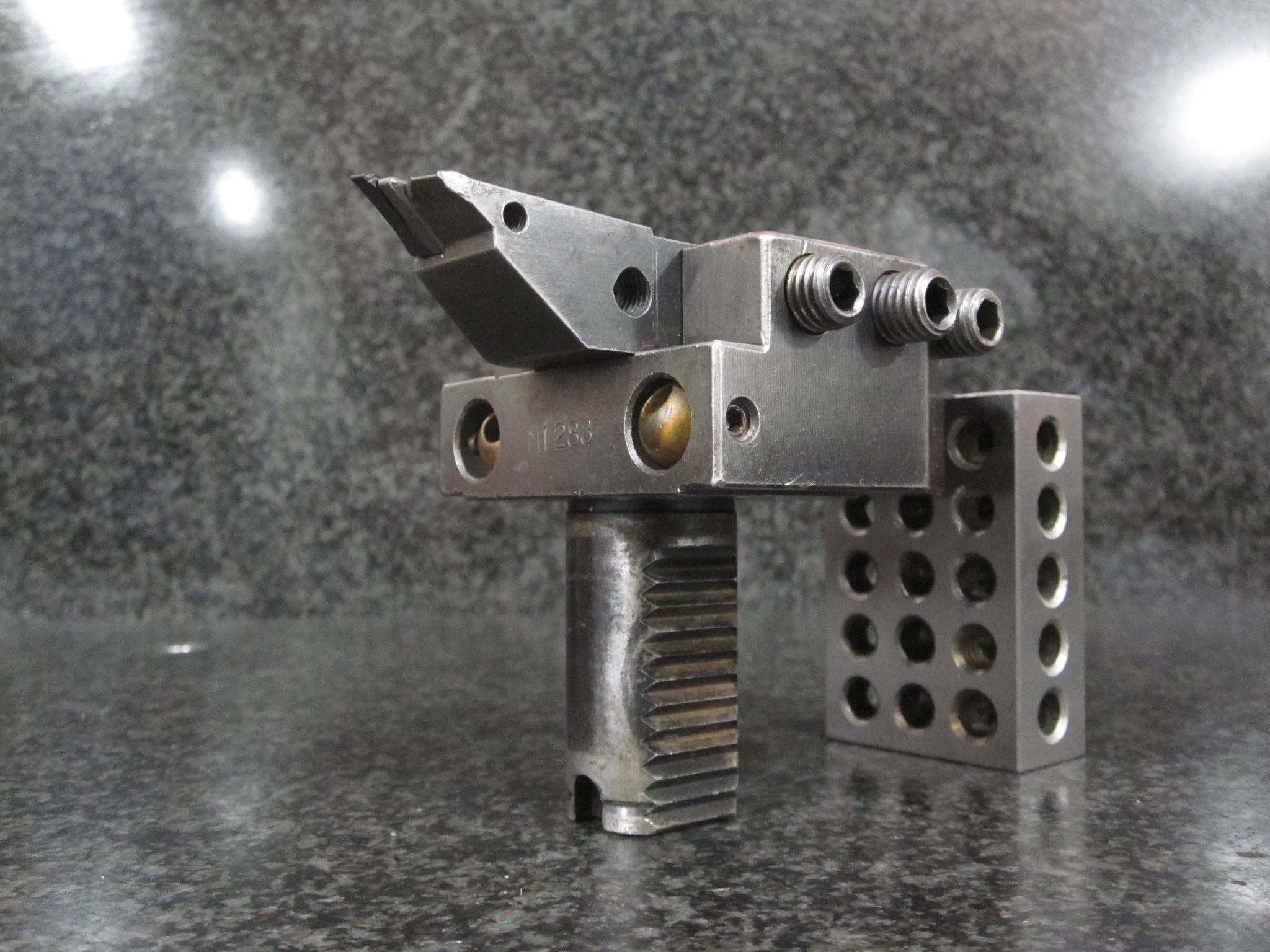 VDI30 VDI 30 STATIC SQUARE SHANK TOOL HOLDER M1283 0.75" W/ TOOL MVJNR-123B NE7 6