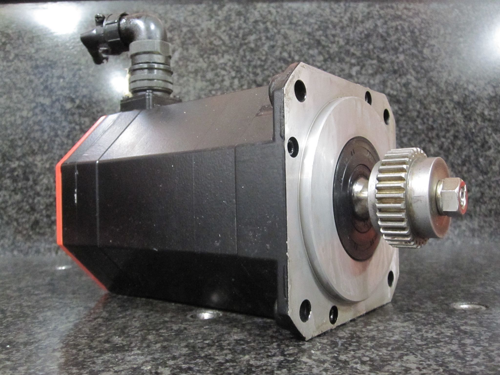 FANUC AC SERVO MOTOR BIS 12/3000 A06B-0078-B003 W/ ENCODER PULSE CODER A860-2020-T301 0