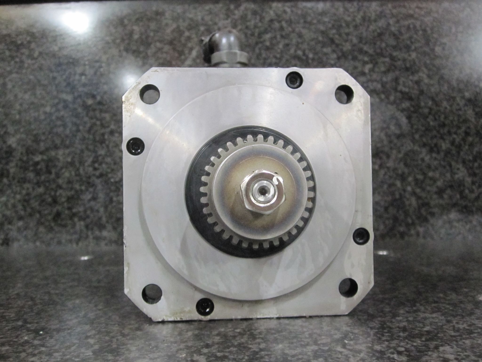 FANUC AC SERVO MOTOR BIS 12/3000 A06B-0078-B003 W/ ENCODER PULSE CODER A860-2020-T301 1