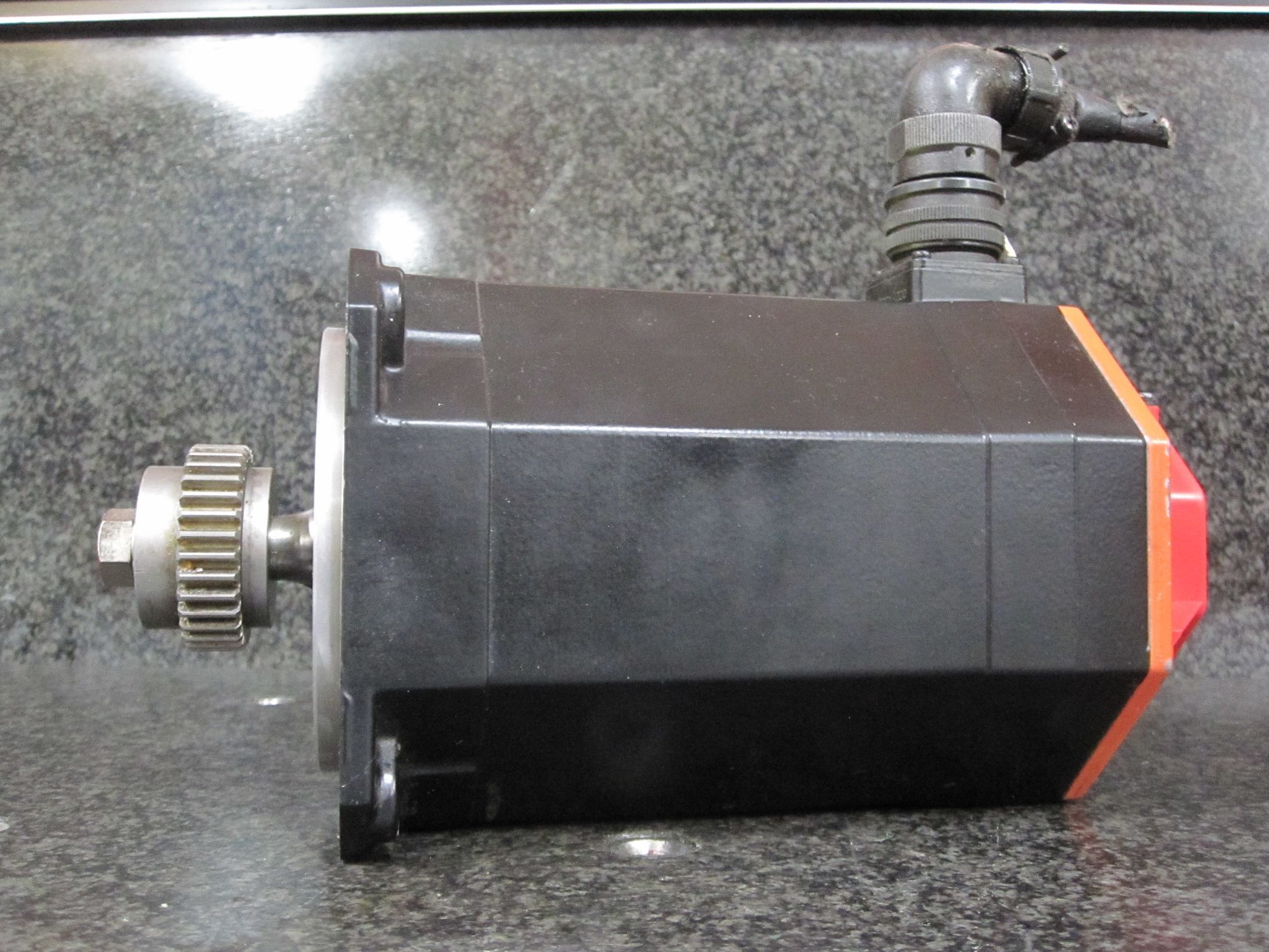 FANUC AC SERVO MOTOR BIS 12/3000 A06B-0078-B003 W/ ENCODER PULSE CODER A860-2020-T301 2