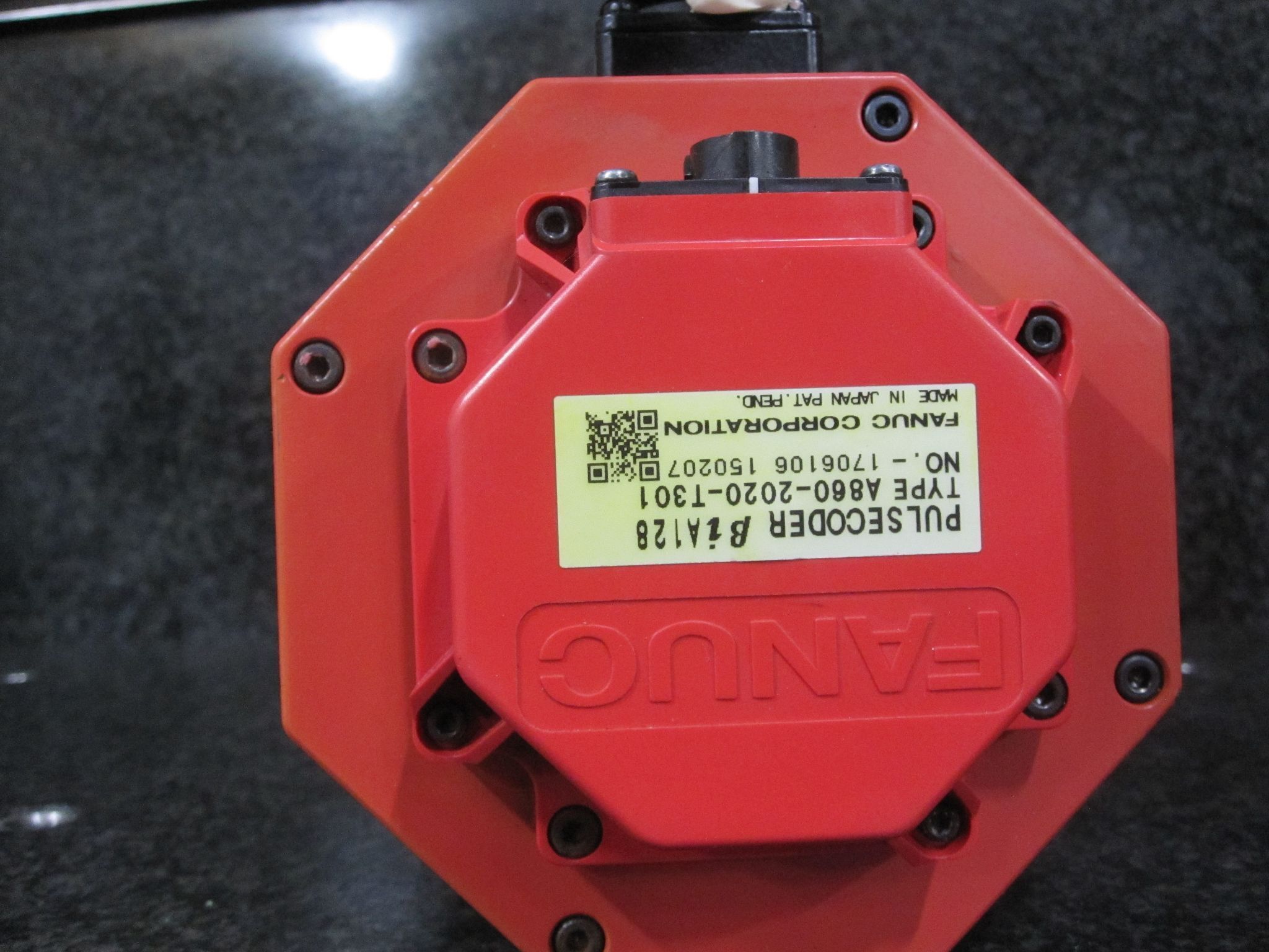 FANUC AC SERVO MOTOR BIS 12/3000 A06B-0078-B003 W/ ENCODER PULSE CODER A860-2020-T301 5
