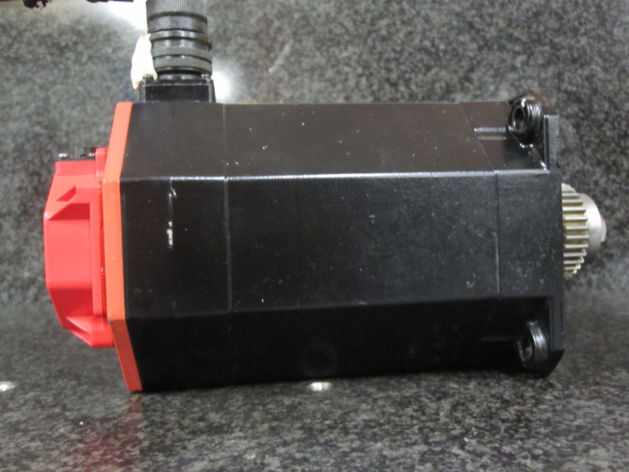 FANUC AC SERVO MOTOR BIS 12/3000 A06B-0078-B003 W/ ENCODER PULSE CODER A860-2020-T301 6