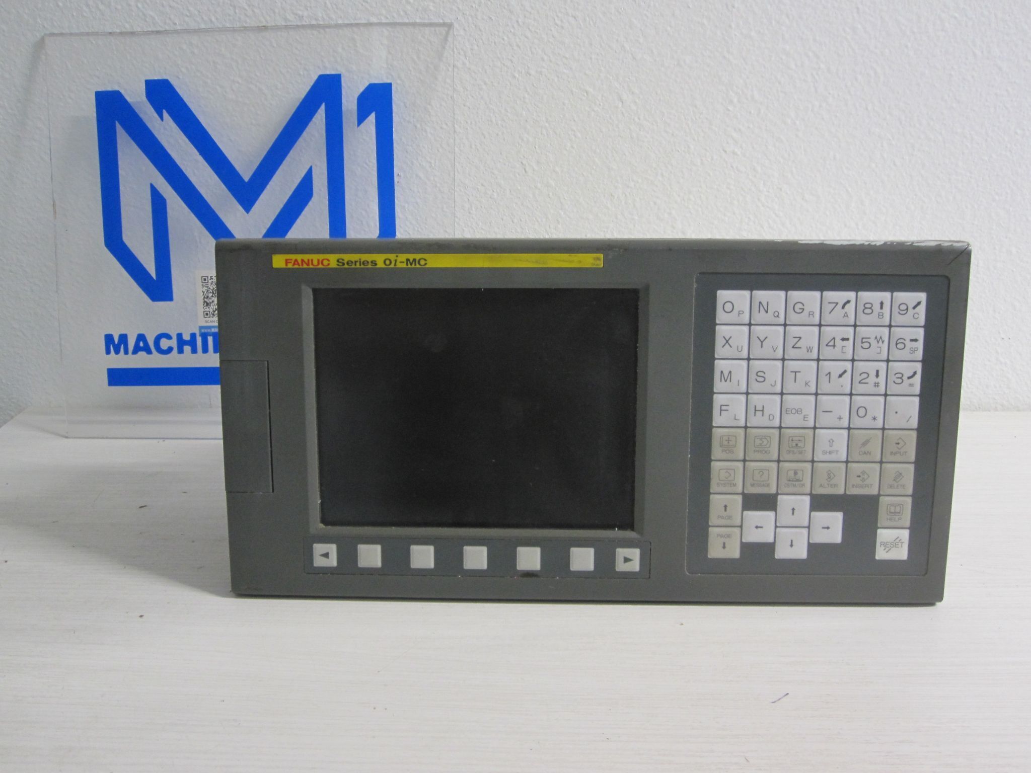 FANUC Series 0i-MC A02B-0309-B522 Control Input Monitor Screen LCD Keypad 0