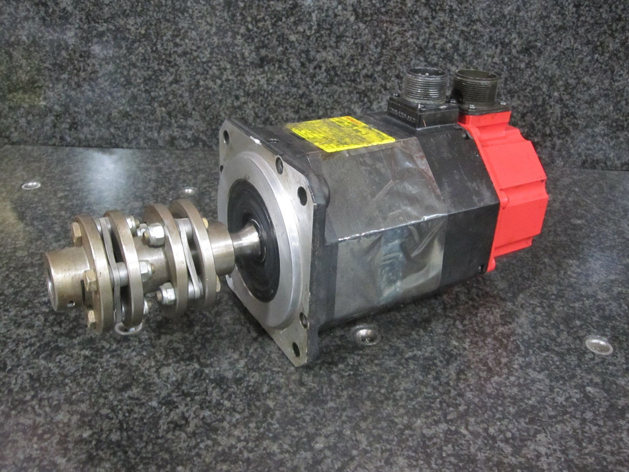FANUC AC SERVO MOTOR A06B-0123-B088-R A3/3000 3/3000 α α3 α3/3000 0
