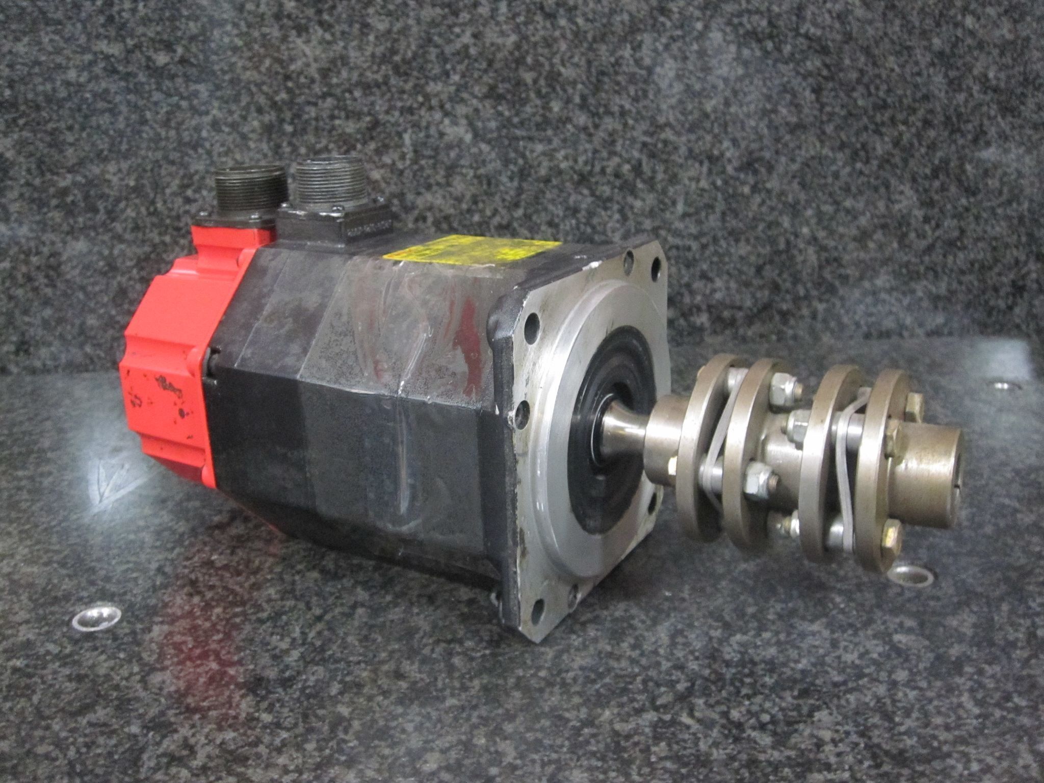 FANUC AC SERVO MOTOR A06B-0123-B088-R A3/3000 3/3000 α α3 α3/3000 2
