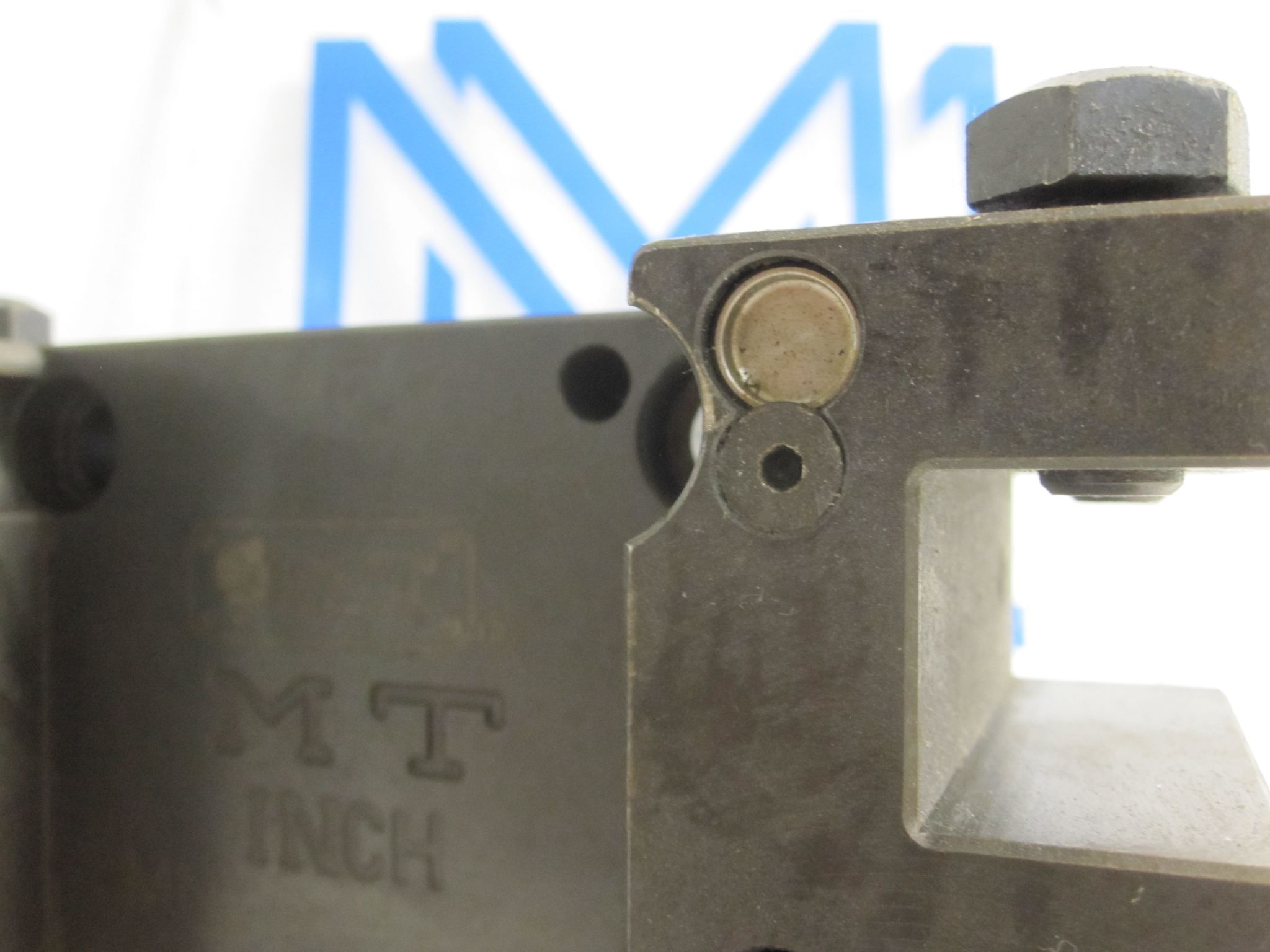 MT MARCHETTI MNL0072540 BMT60 1" Double Sided Turning tool holder 7