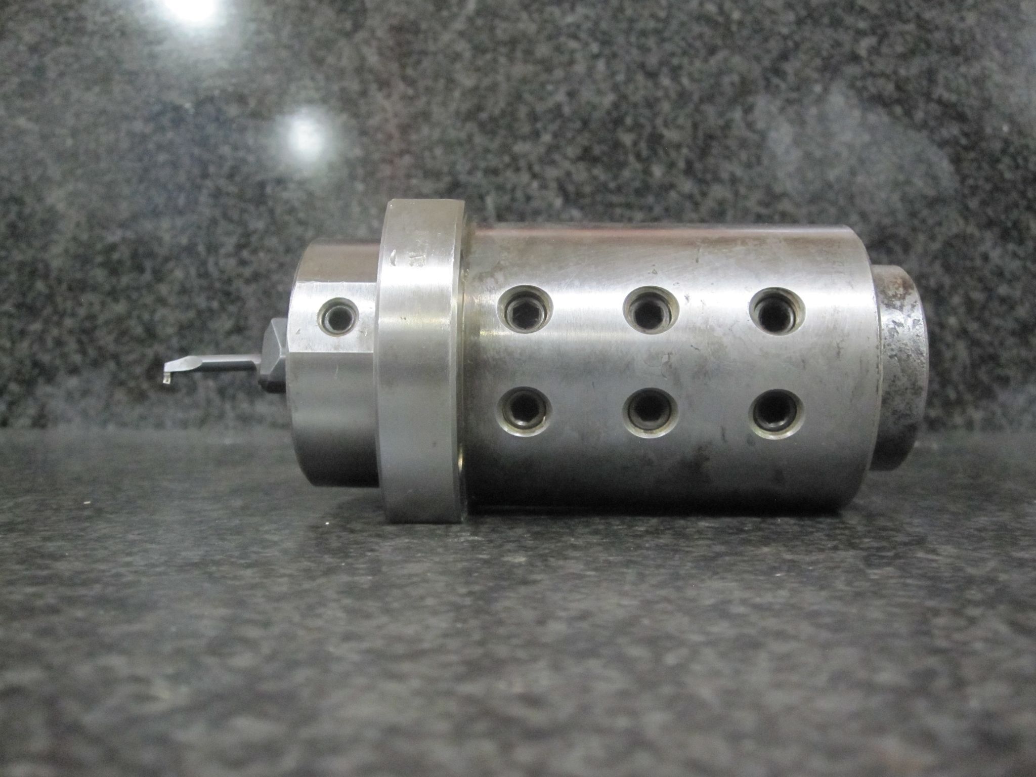 UNBRANDED KITAKO STATIC COLLET ROUND SHANK TURNING TOOL HOLDER MT-4 1