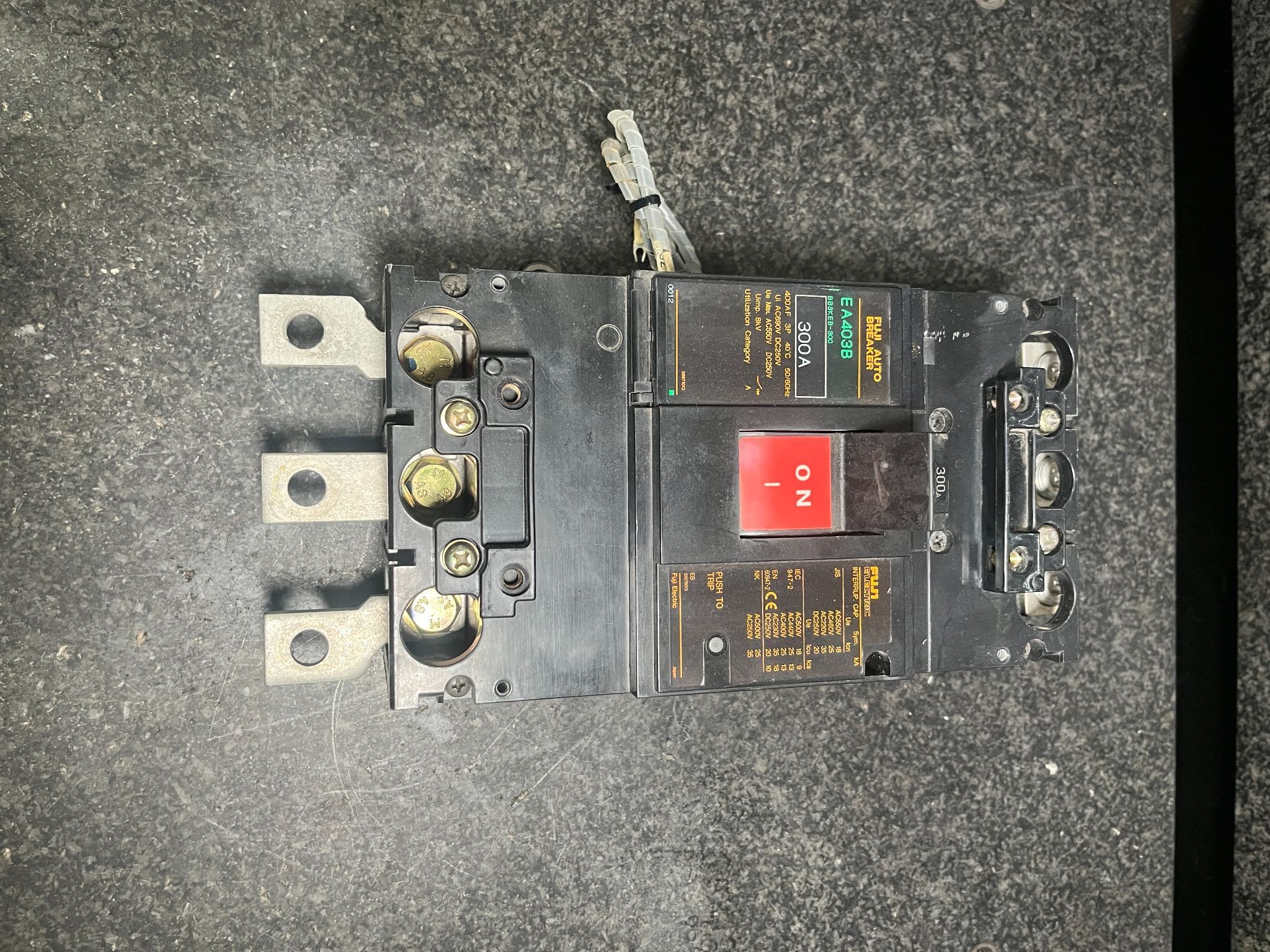 FUJI Electronic EA403B Circuit Breaker 300A 0