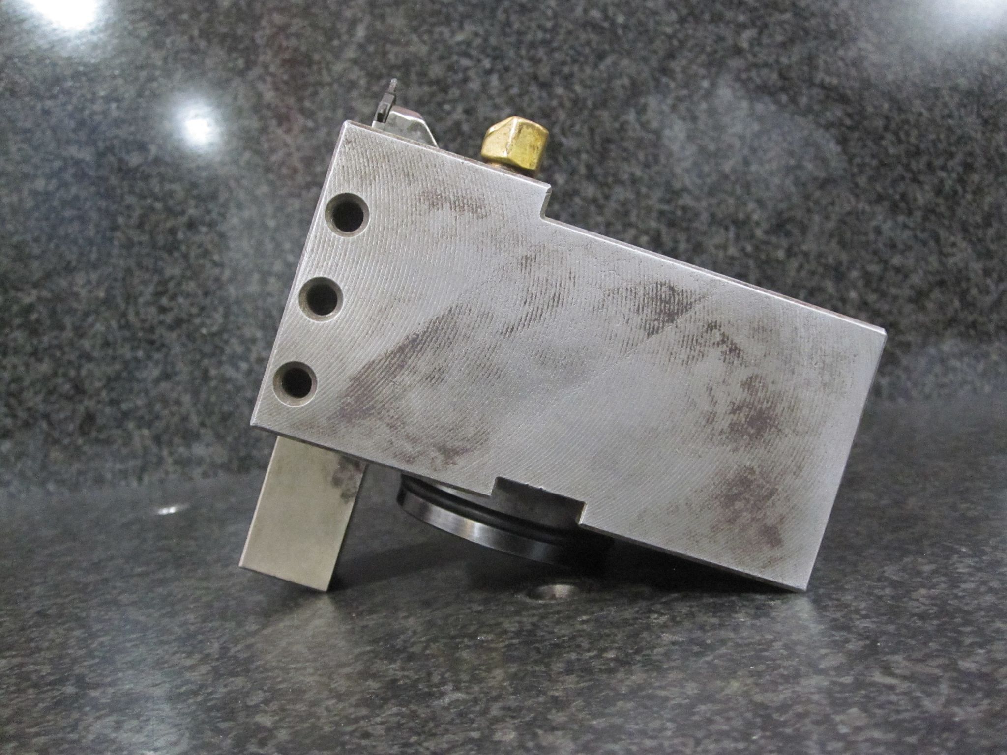 BMT60 BMT 60 DMG MORI SEIKI 1.0" SQUARE SHANK TURNING TOOL HOLDER W/ ISCAR TOOL 1