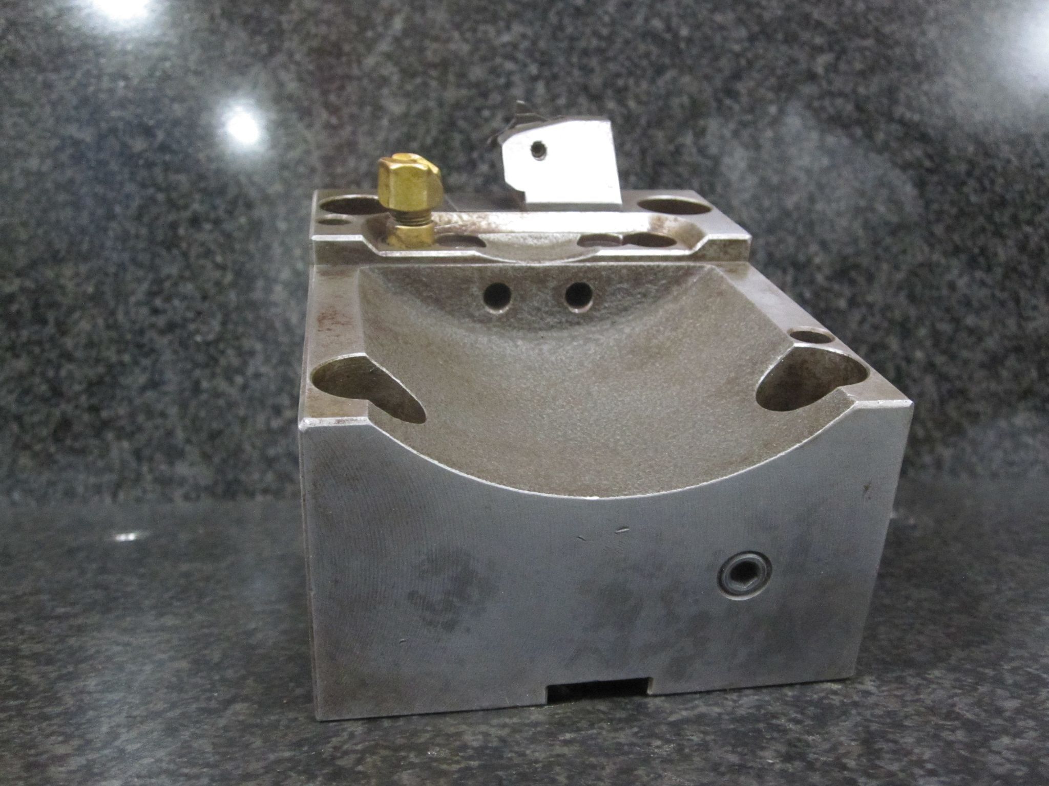 BMT60 BMT 60 DMG MORI SEIKI 1.0" SQUARE SHANK TURNING TOOL HOLDER W/ ISCAR TOOL 2