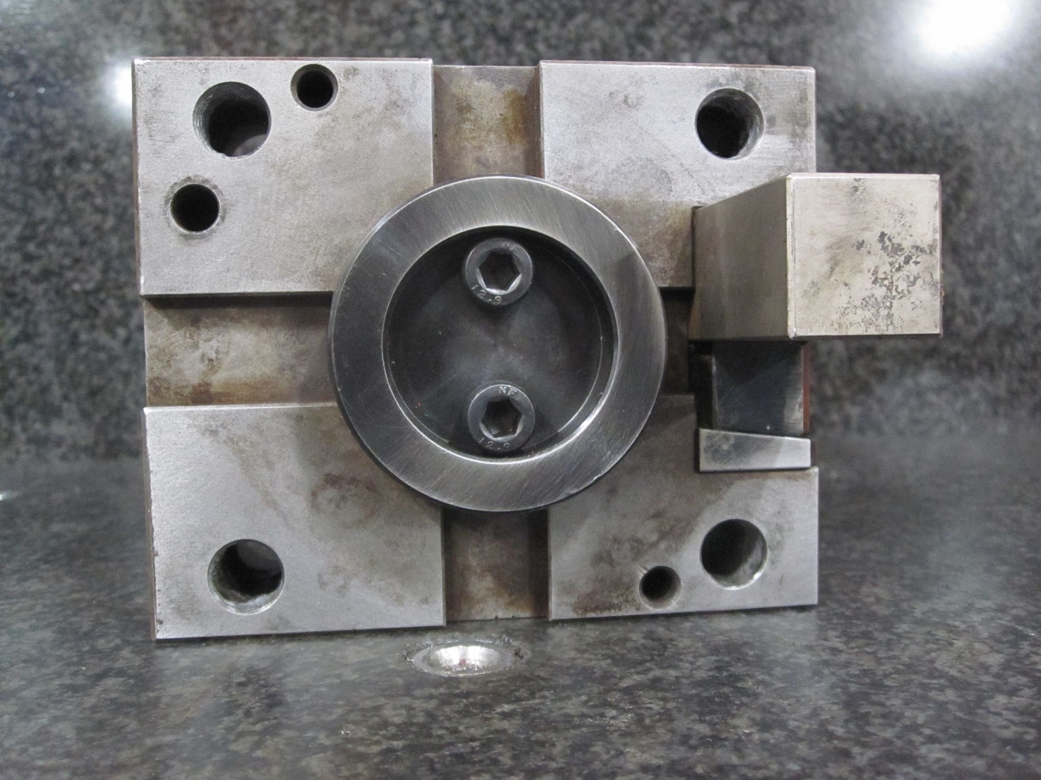 BMT60 BMT 60 DMG MORI SEIKI 1.0" SQUARE SHANK TURNING TOOL HOLDER W/ ISCAR TOOL 5