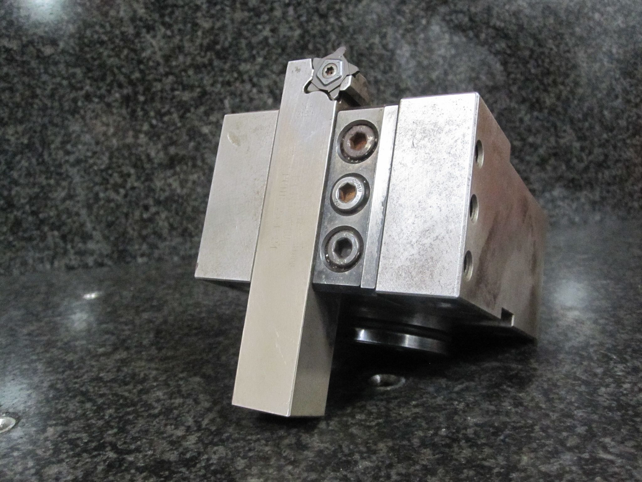 BMT60 BMT 60 DMG MORI SEIKI 1.0" SQUARE SHANK TURNING TOOL HOLDER W/ ISCAR TOOL 0