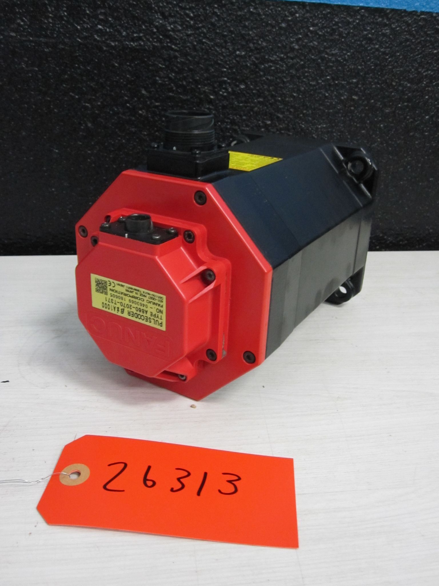 FANUC A06B-2077-B007 AC SERVO MOTOR BISC 12/2000-B A860-2070-T371 11