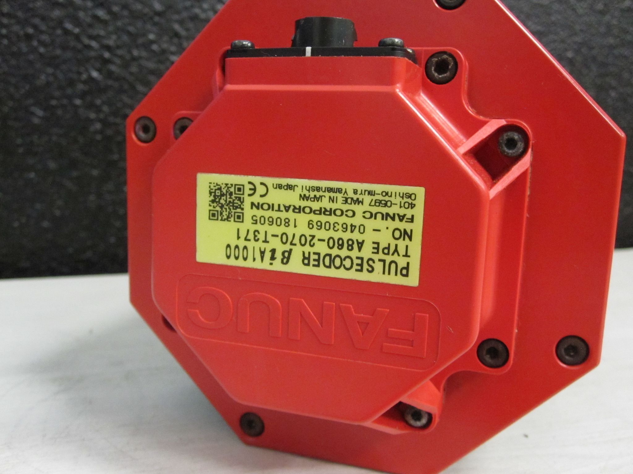 FANUC A06B-2077-B007 AC SERVO MOTOR BISC 12/2000-B A860-2070-T371 12