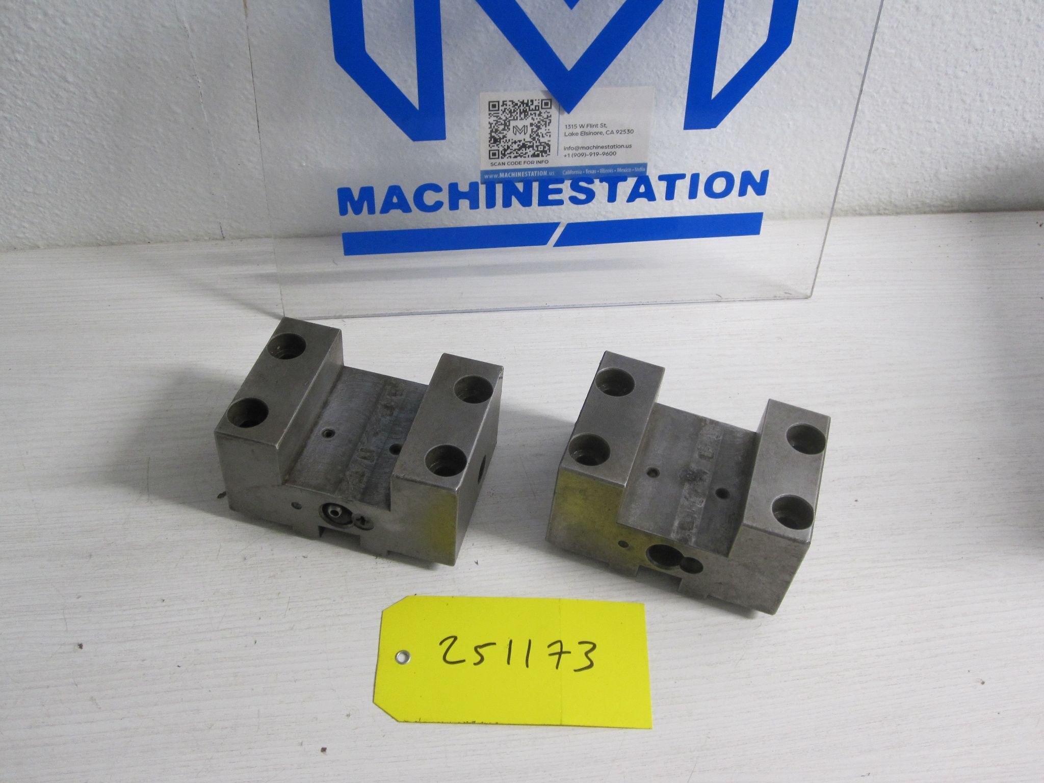 2x lot of 2 OD Turning Tool Holders Takisawa 90 x 42 mm TCN NEX 1