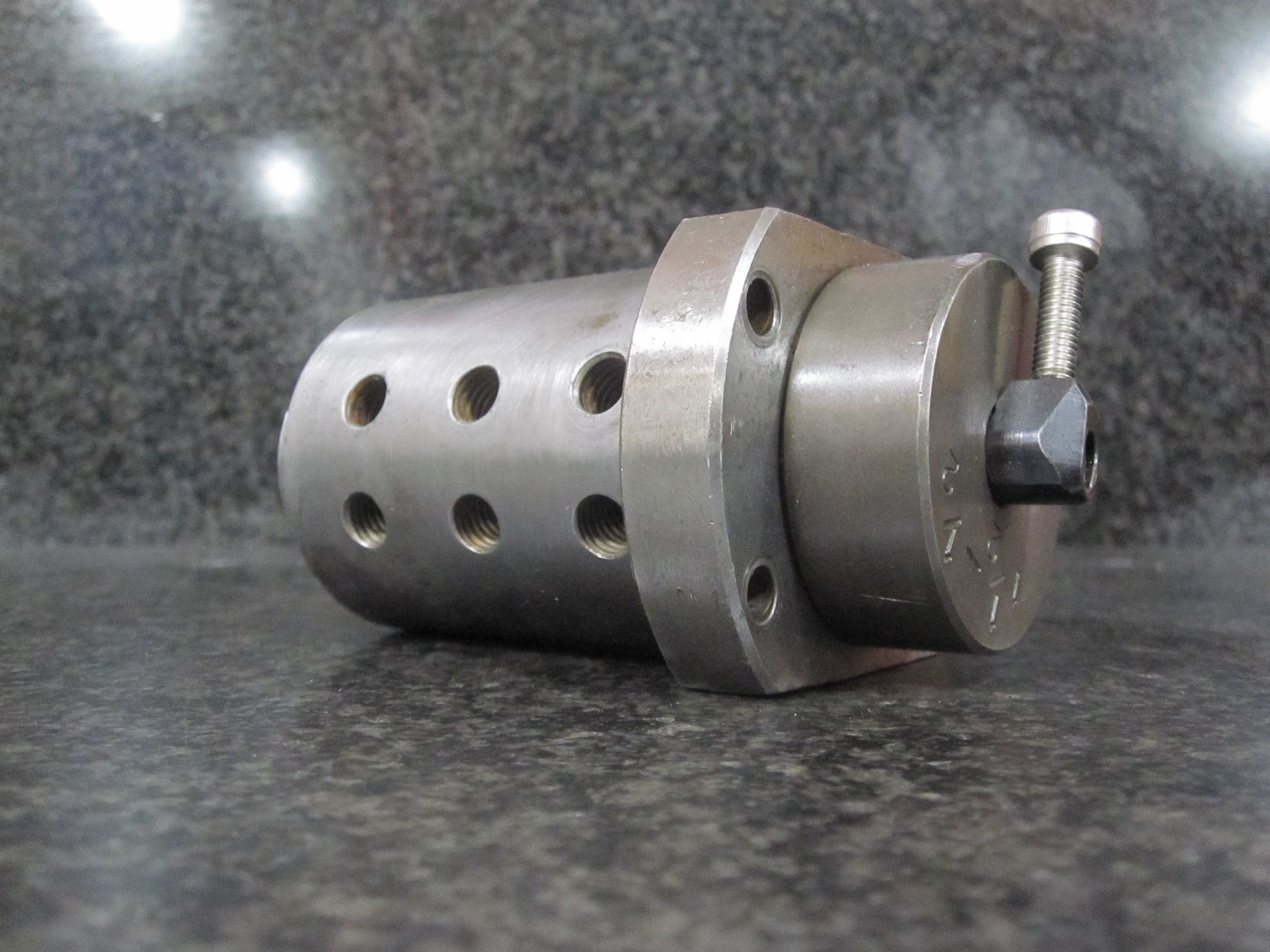 UNBRANDED KITAKO STATIC COLLET ROUND SHANK TURNING TOOL HOLDER 2