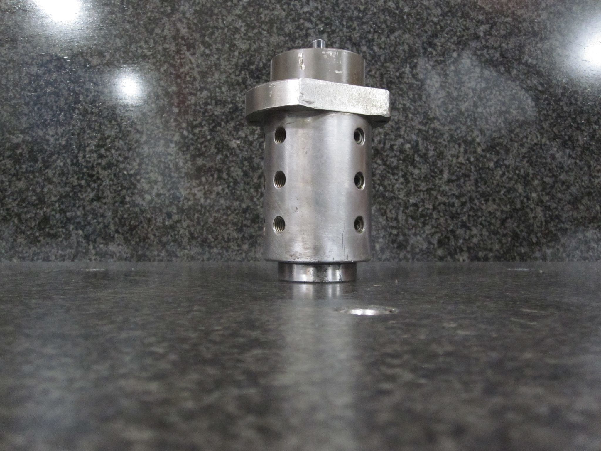 UNBRANDED KITAKO STATIC COLLET ROUND SHANK TURNING TOOL HOLDER 7