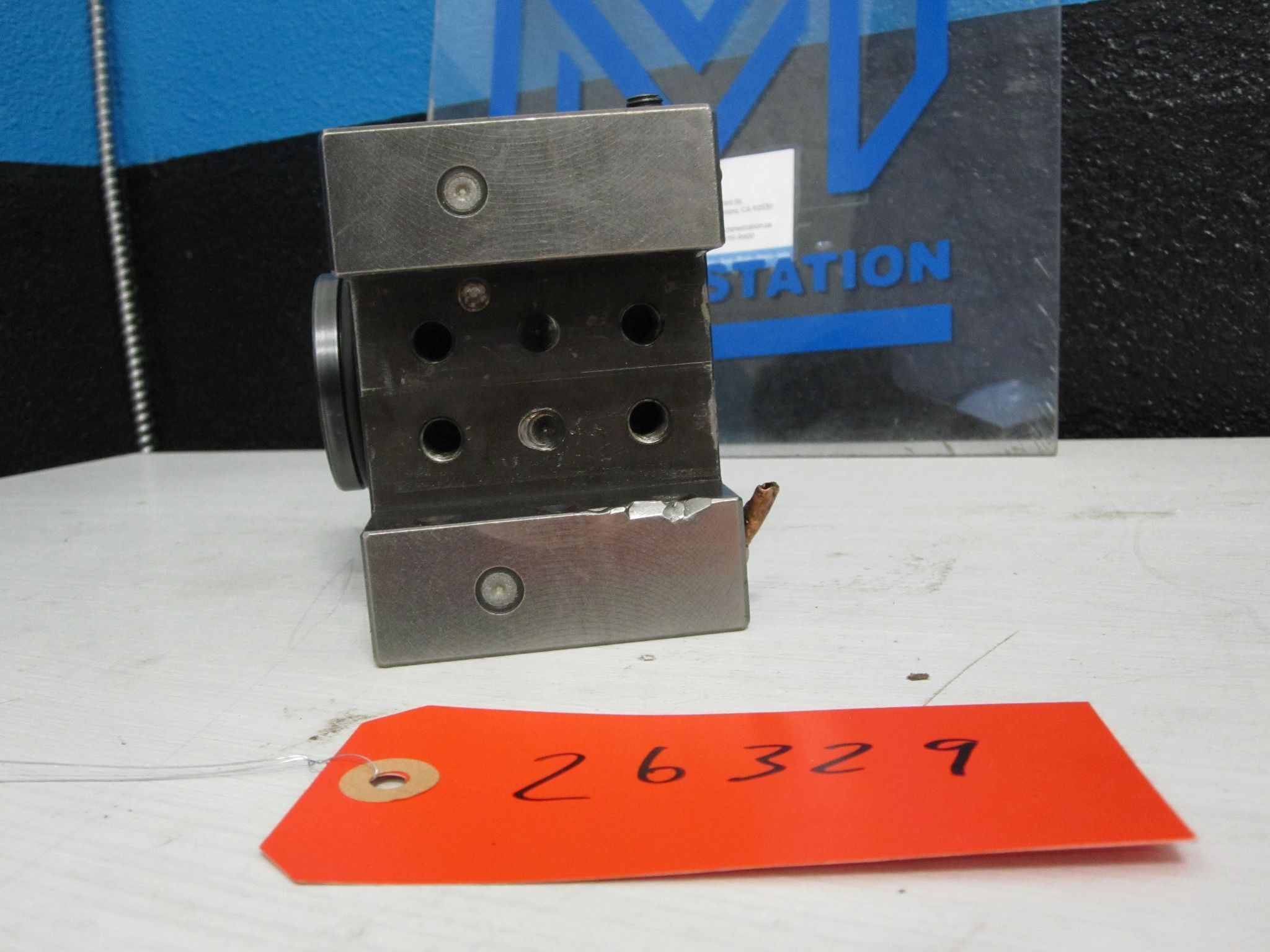 (As-Is) MT MARCHETTI MNL0052540 BMT60 94 x 84 mm 1.0" Turning tools 3