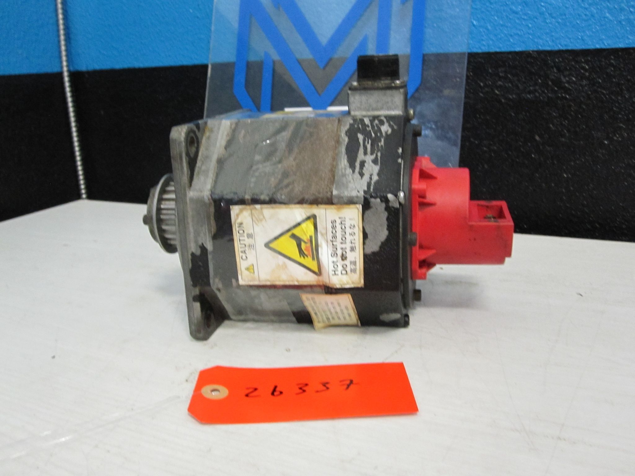 Fanuc B 6/2000 AC servo Motor A06B-0034-B075 2