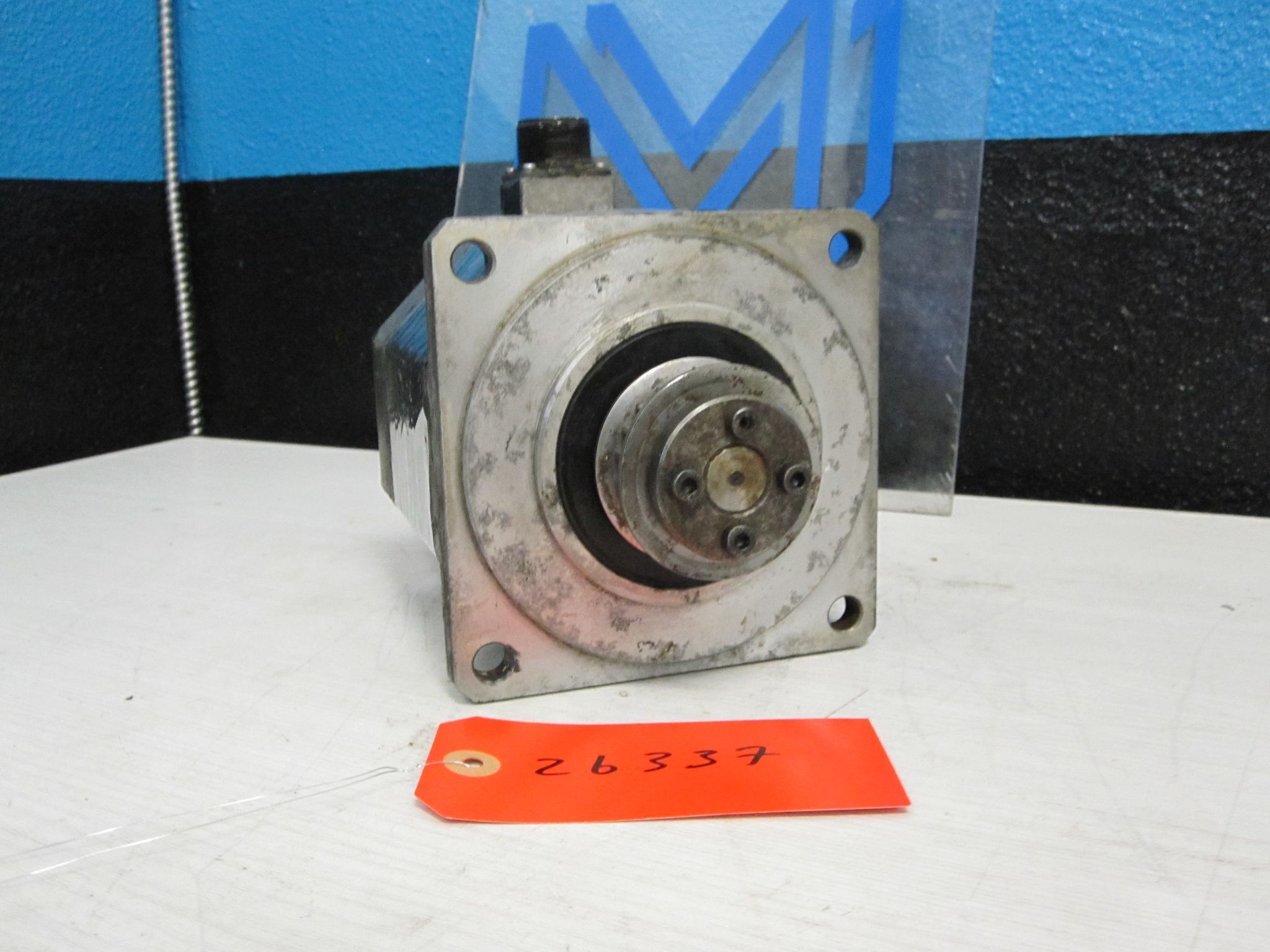 Fanuc B 6/2000 AC servo Motor A06B-0034-B075 5