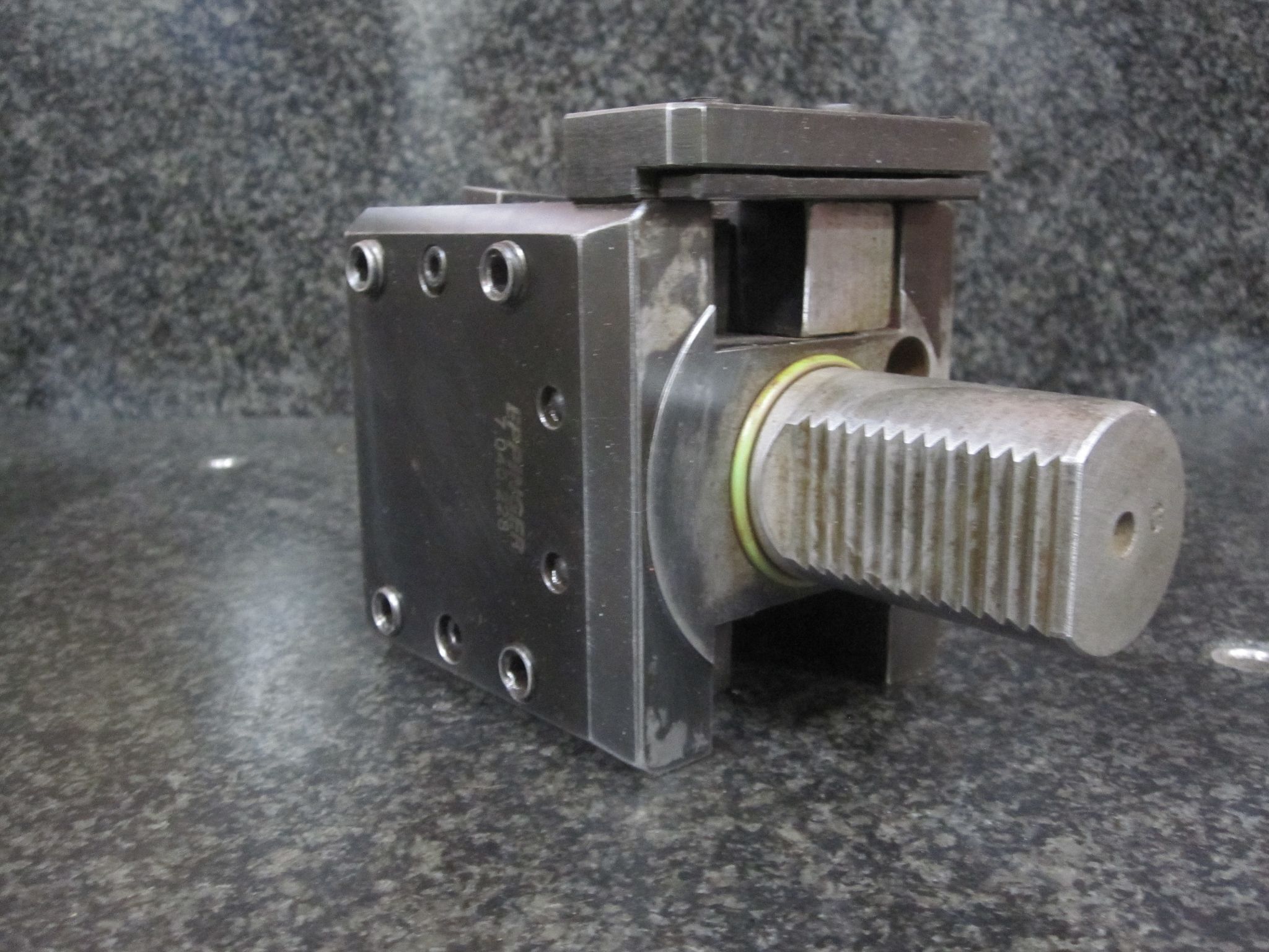 EPPINGER 7.040.228 VDI40 VDI 40 STATIC DOUBLE DUAL TURNING TOOL HOLDER SQUARE SHANK 1.0" 1 INCH 3