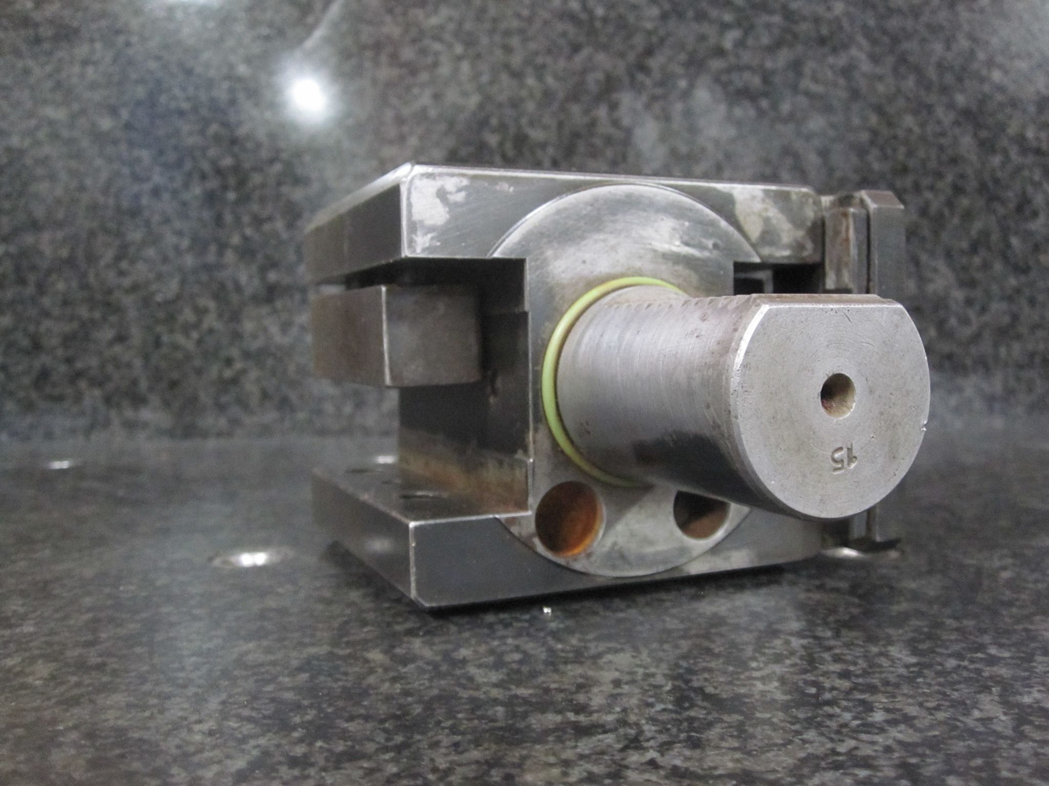 EPPINGER 7.040.228 VDI40 VDI 40 STATIC DOUBLE DUAL TURNING TOOL HOLDER SQUARE SHANK 1.0" 1 INCH 9