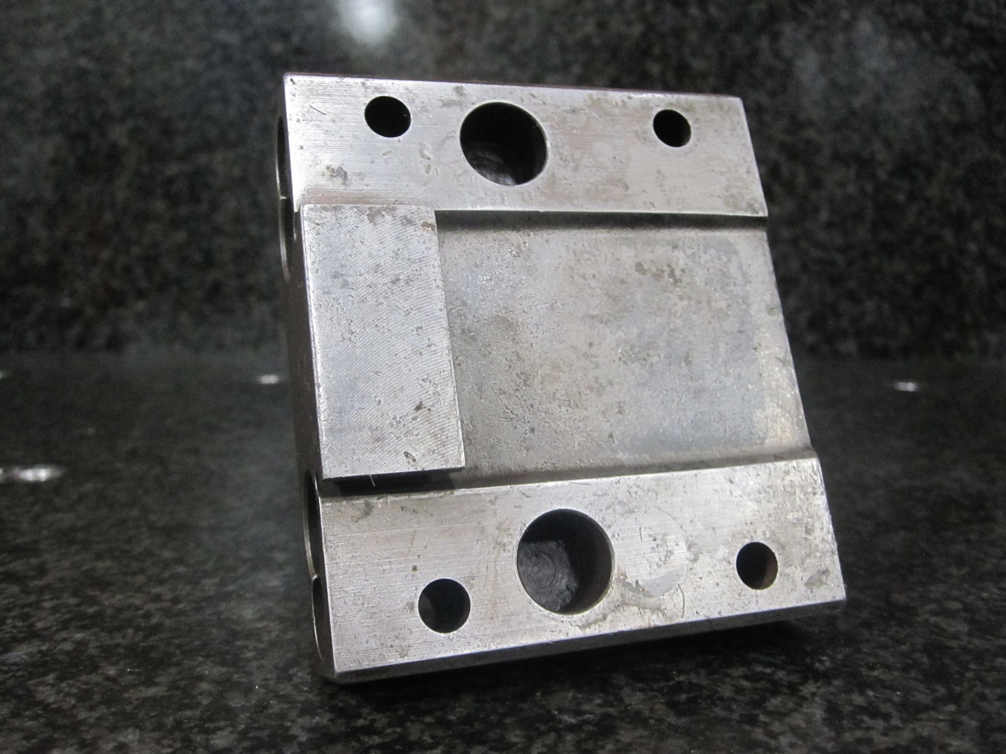 (AS-IS FOR PARTS) HARDINGE SG-30M STATIC BORING BAR HOLDER 76 X 51 MM W/ KEY 40 MM 1.5" 1-1/2" 9
