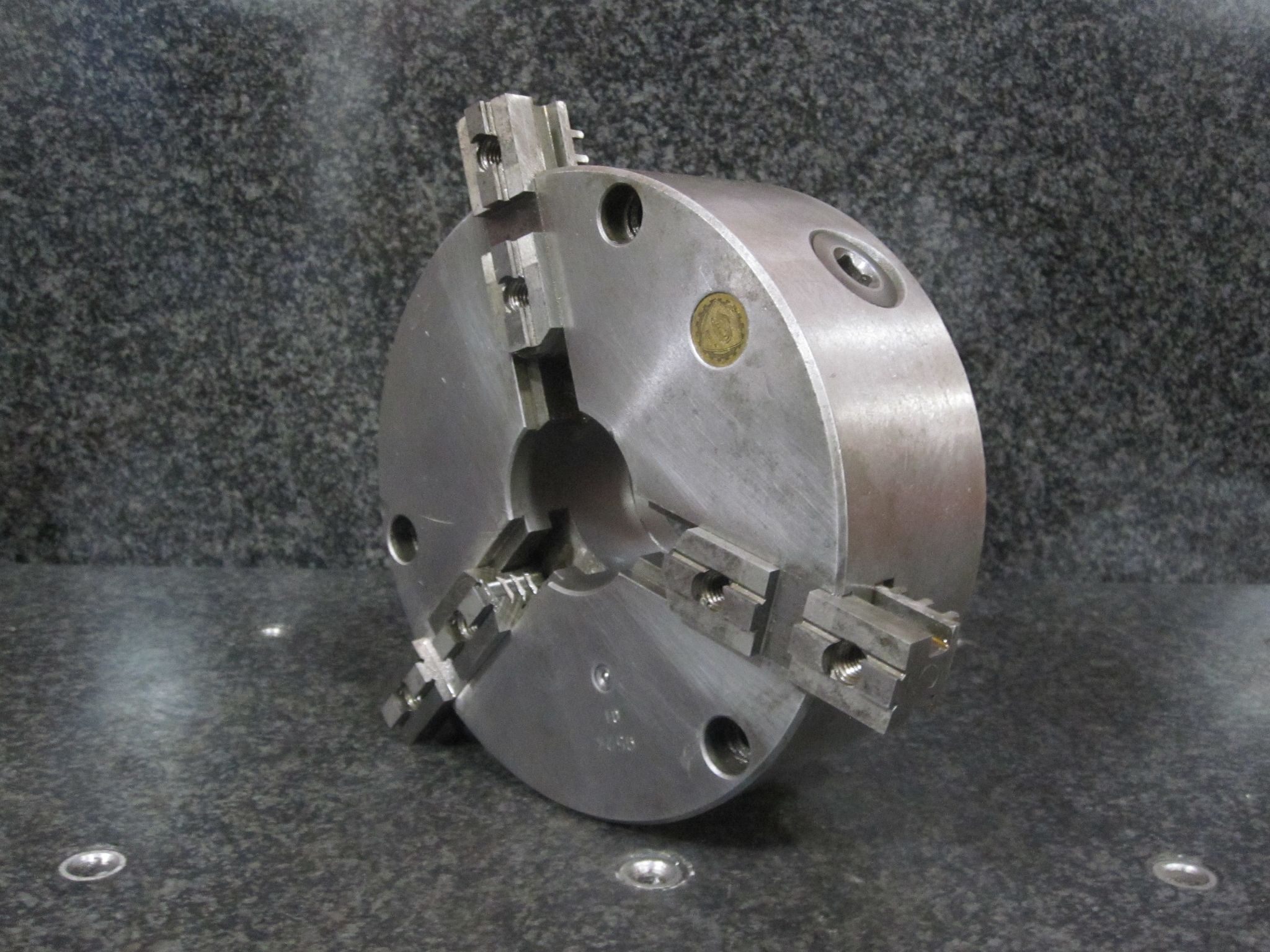 BISON 3-JAW SCROLL CHUCK 3 JAW 8" CHUCK 2" THRU HOLE FRONT MOUNT PLAIN BACK 200mm LATHE 2