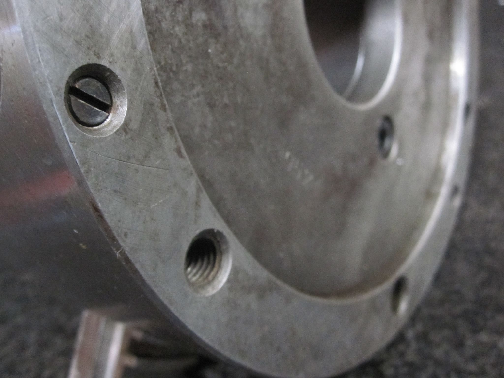 BISON 3-JAW SCROLL CHUCK 3 JAW 8" CHUCK 2" THRU HOLE FRONT MOUNT PLAIN BACK 200mm LATHE 14
