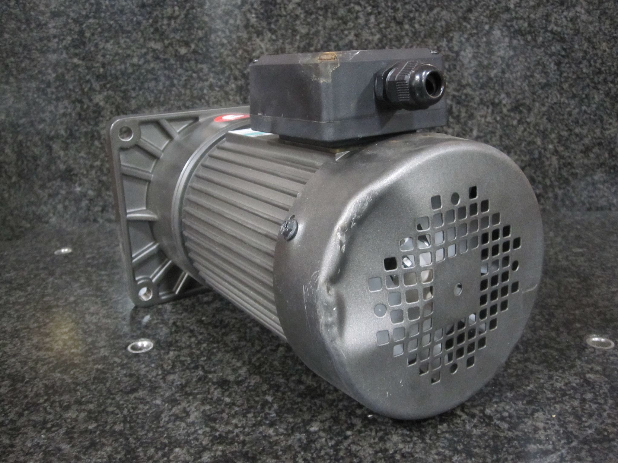 (AS-IS) SESAME PRECISION GEAR MOTOR G12V G12V400S-50 400W 220V (AS-IS) 10
