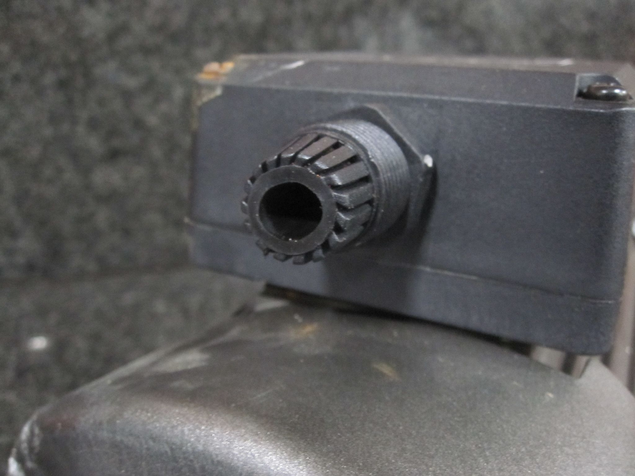 (AS-IS) SESAME PRECISION GEAR MOTOR G12V G12V400S-50 400W 220V (AS-IS) 13
