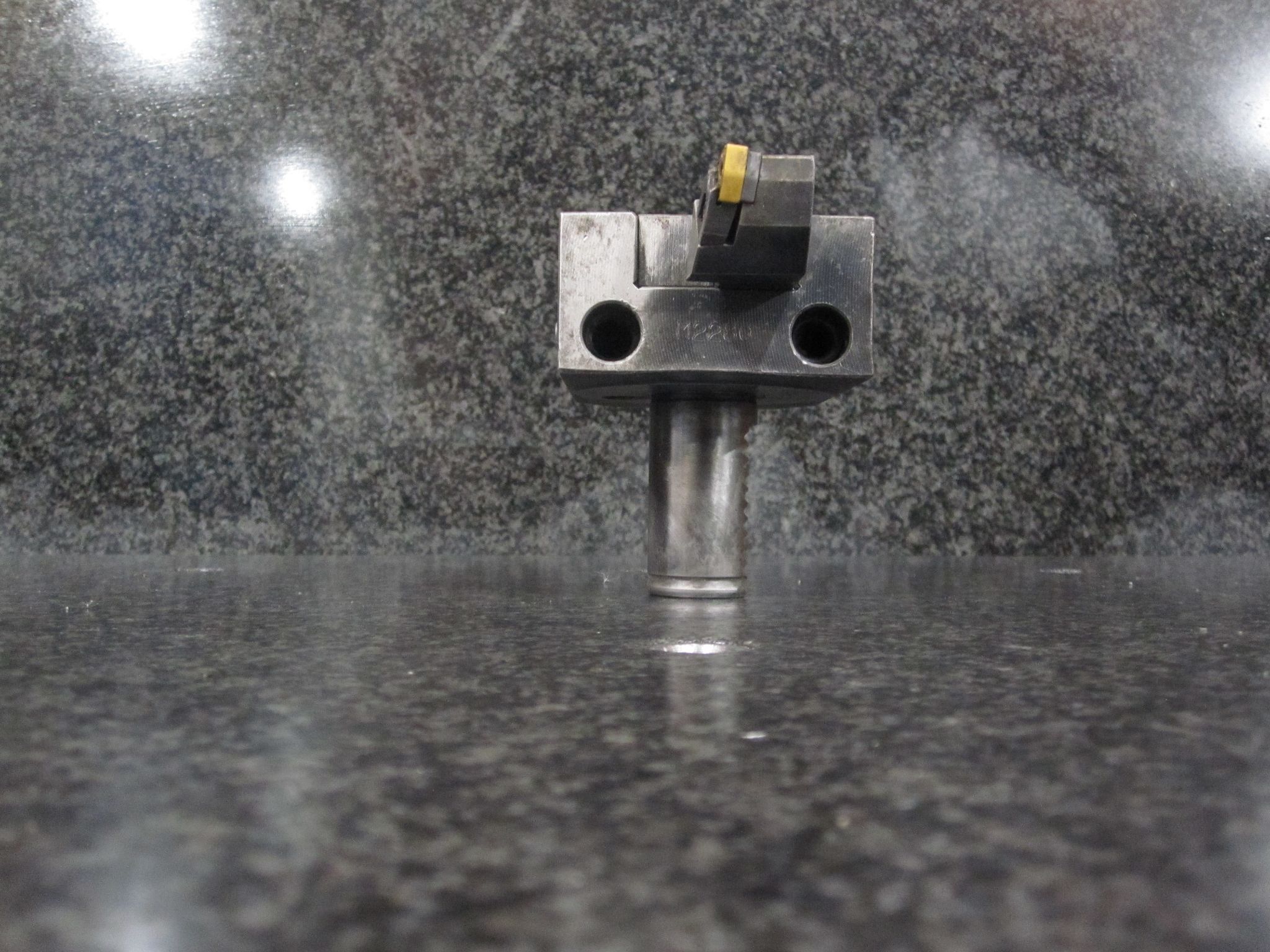 VDI30 VDI 30 STATIC SQUARE SHANK TOOL HOLDER M2280 1.5" 1-1/2" W/ TOOL MWLNR 12 3C H0M 0
